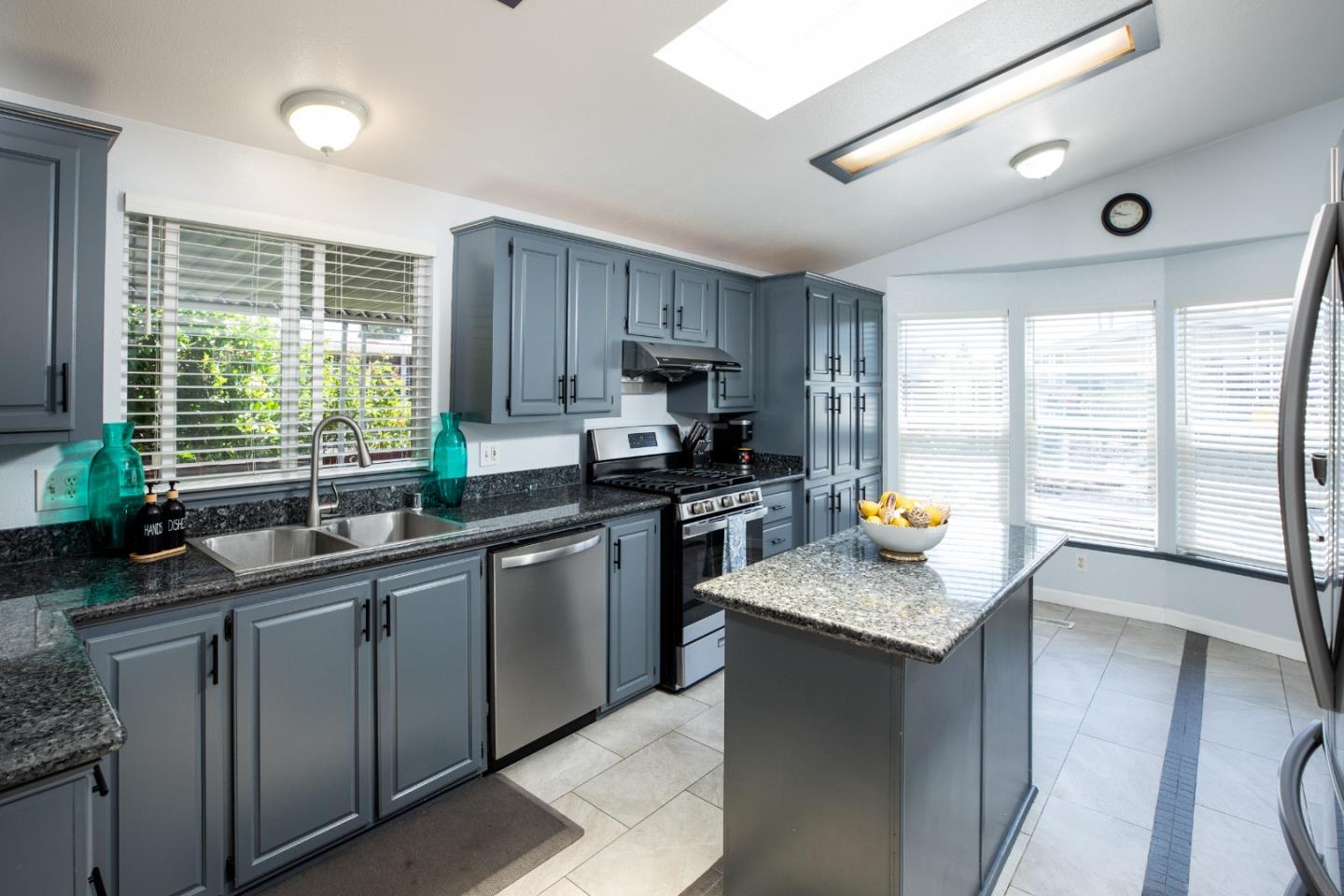 1085 Tasman DR 567