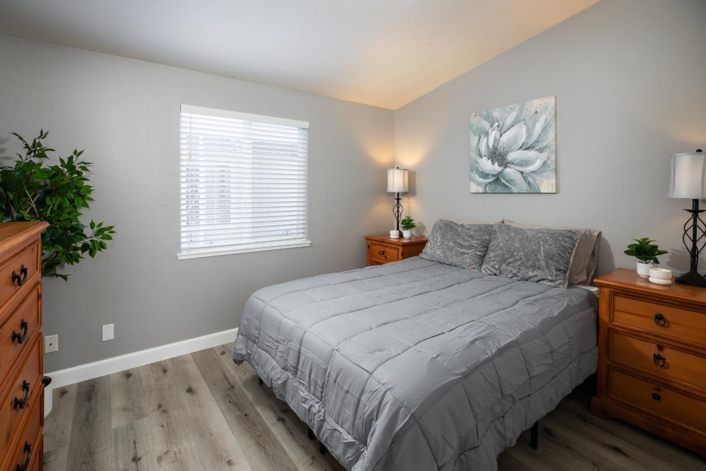 1085 Tasman DR 567