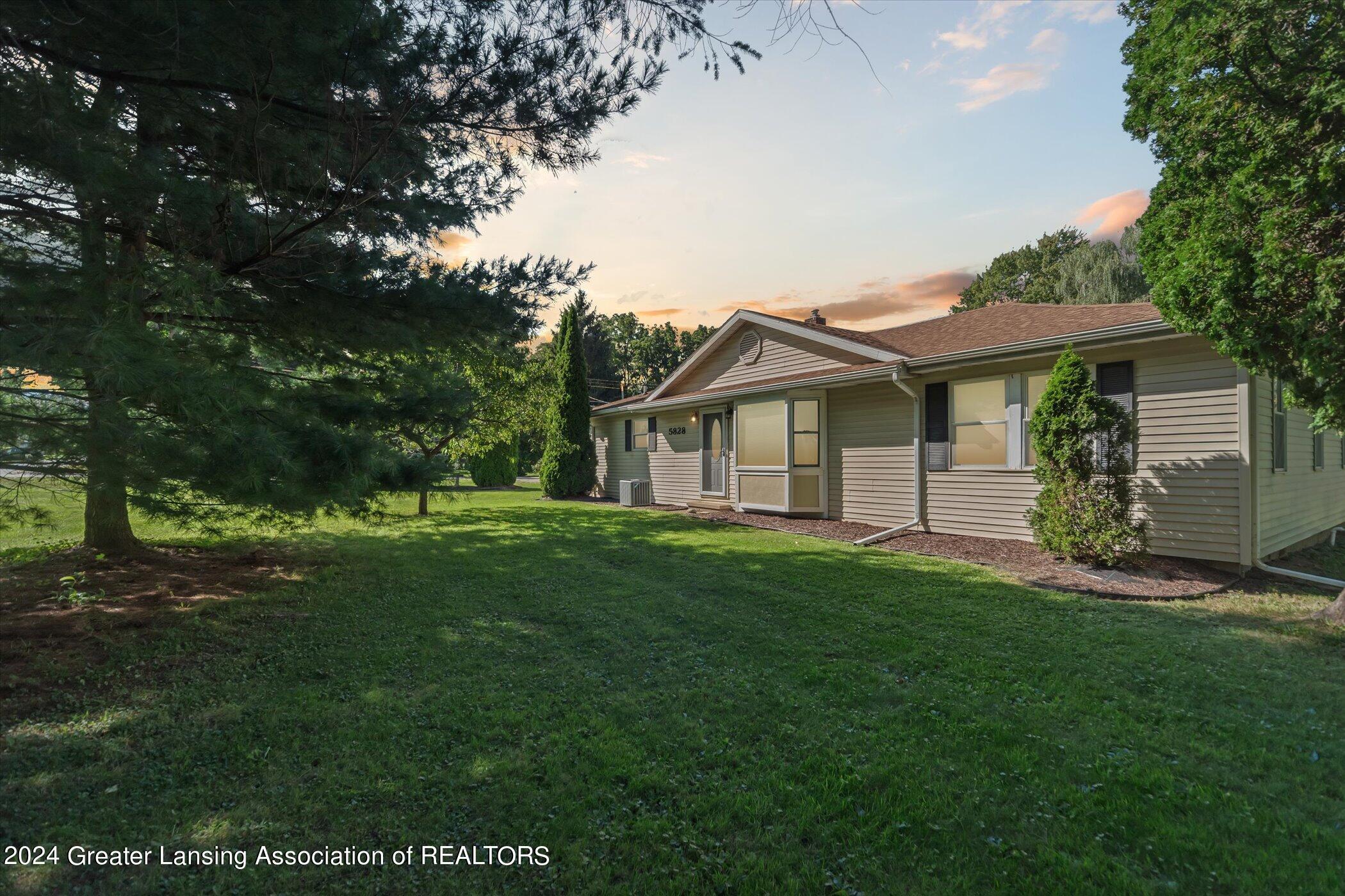 5828 Lake Drive