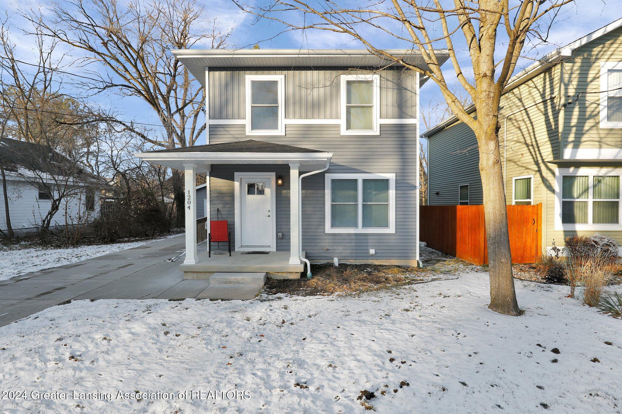 1204 Wolf Court Court