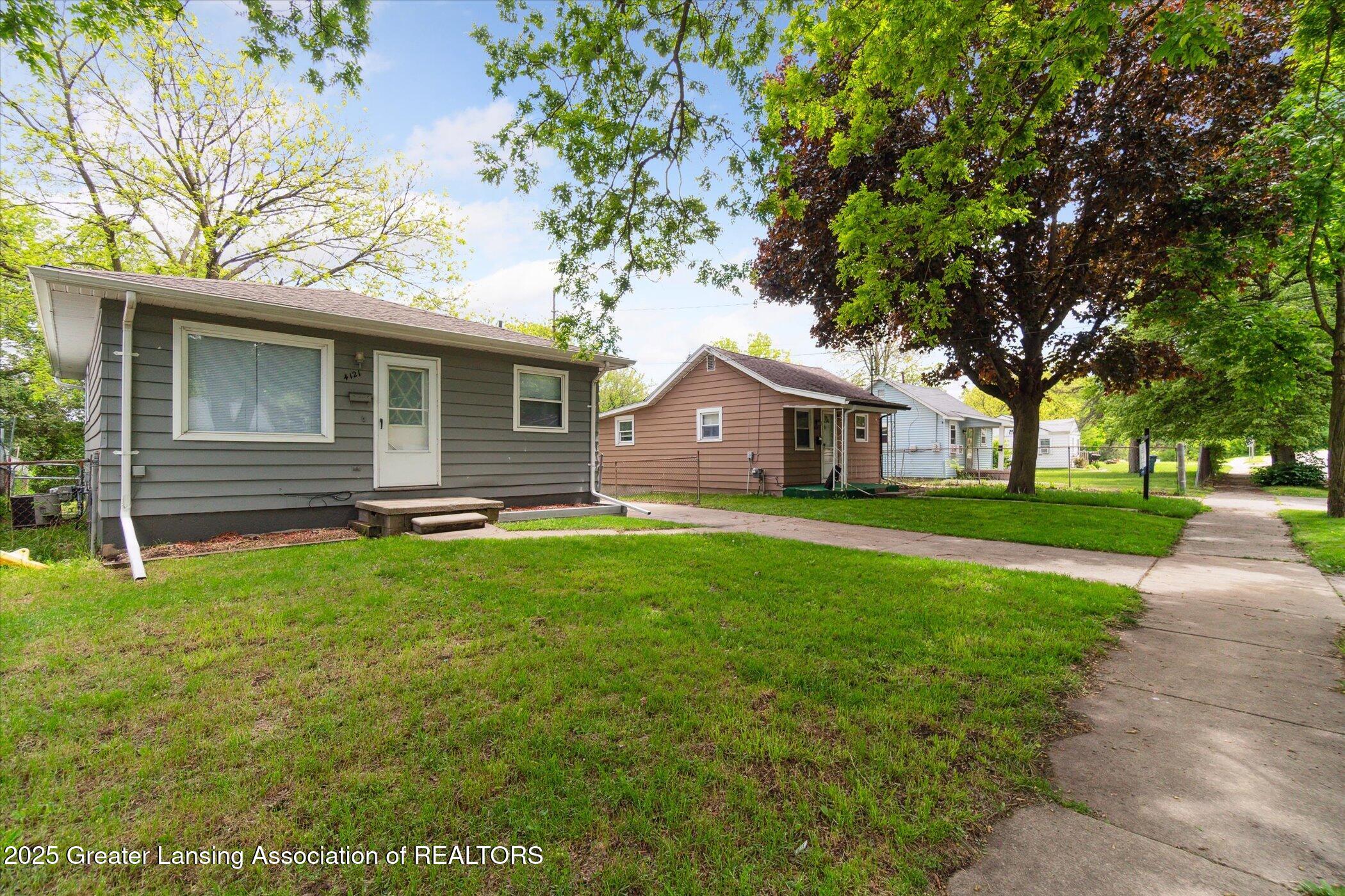 4121 Lowcroft Avenue