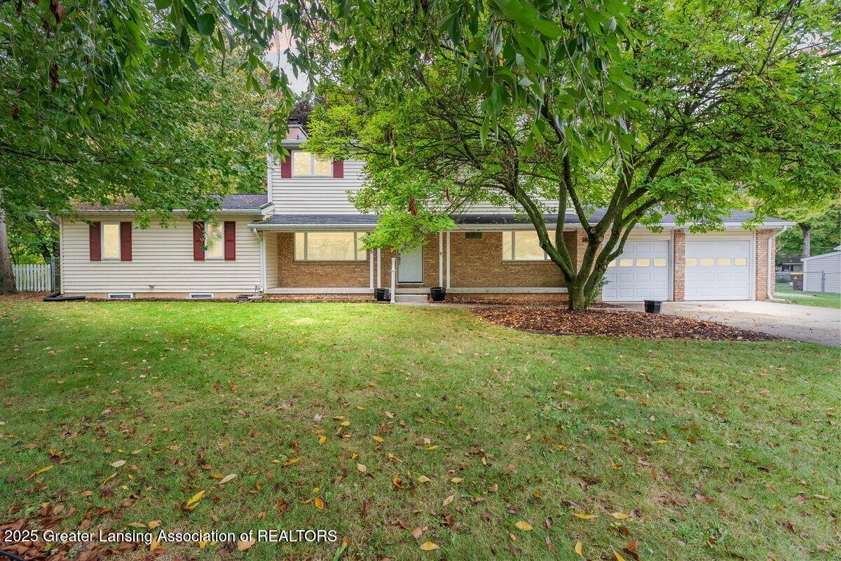 4395 Elmwood Drive