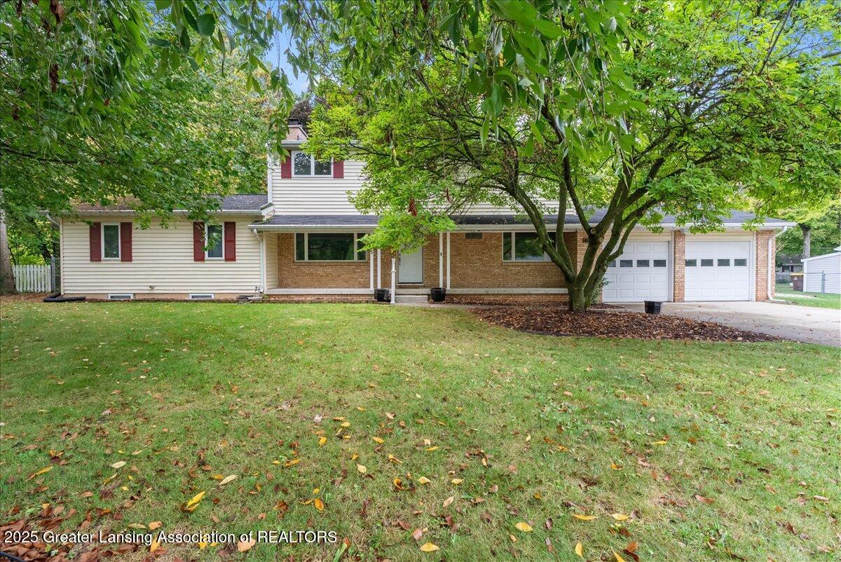 4395 Elmwood Drive
