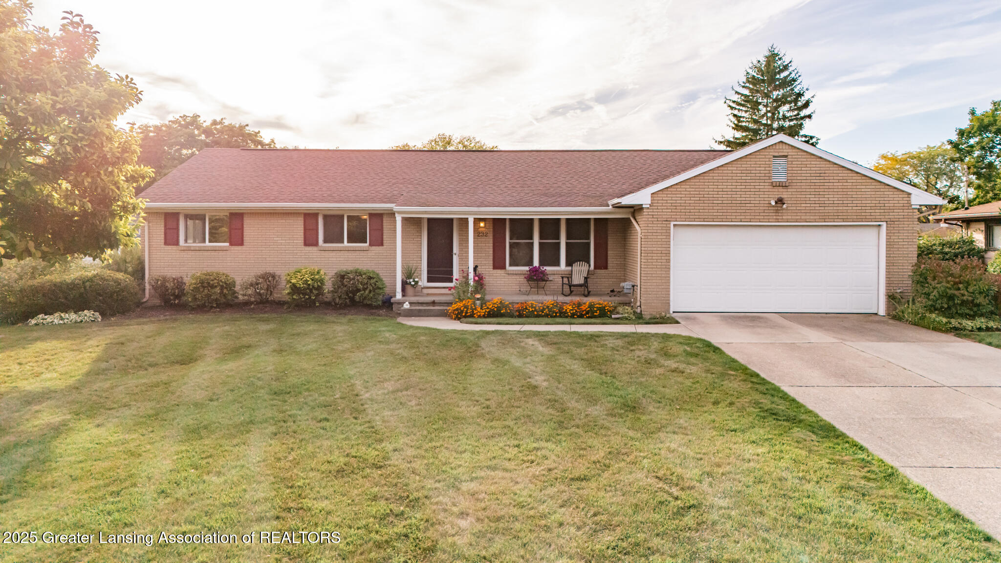 232 Leland Place