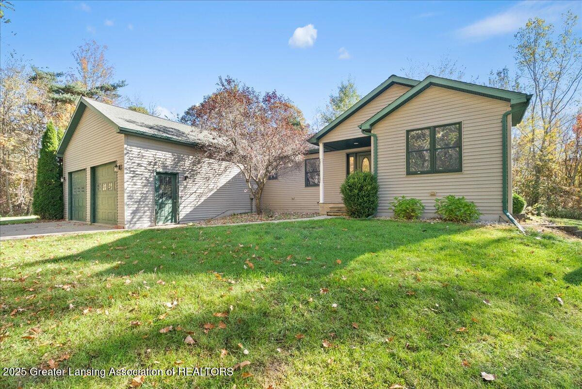 9282 E Broomfield Road, Mt. Pleasant