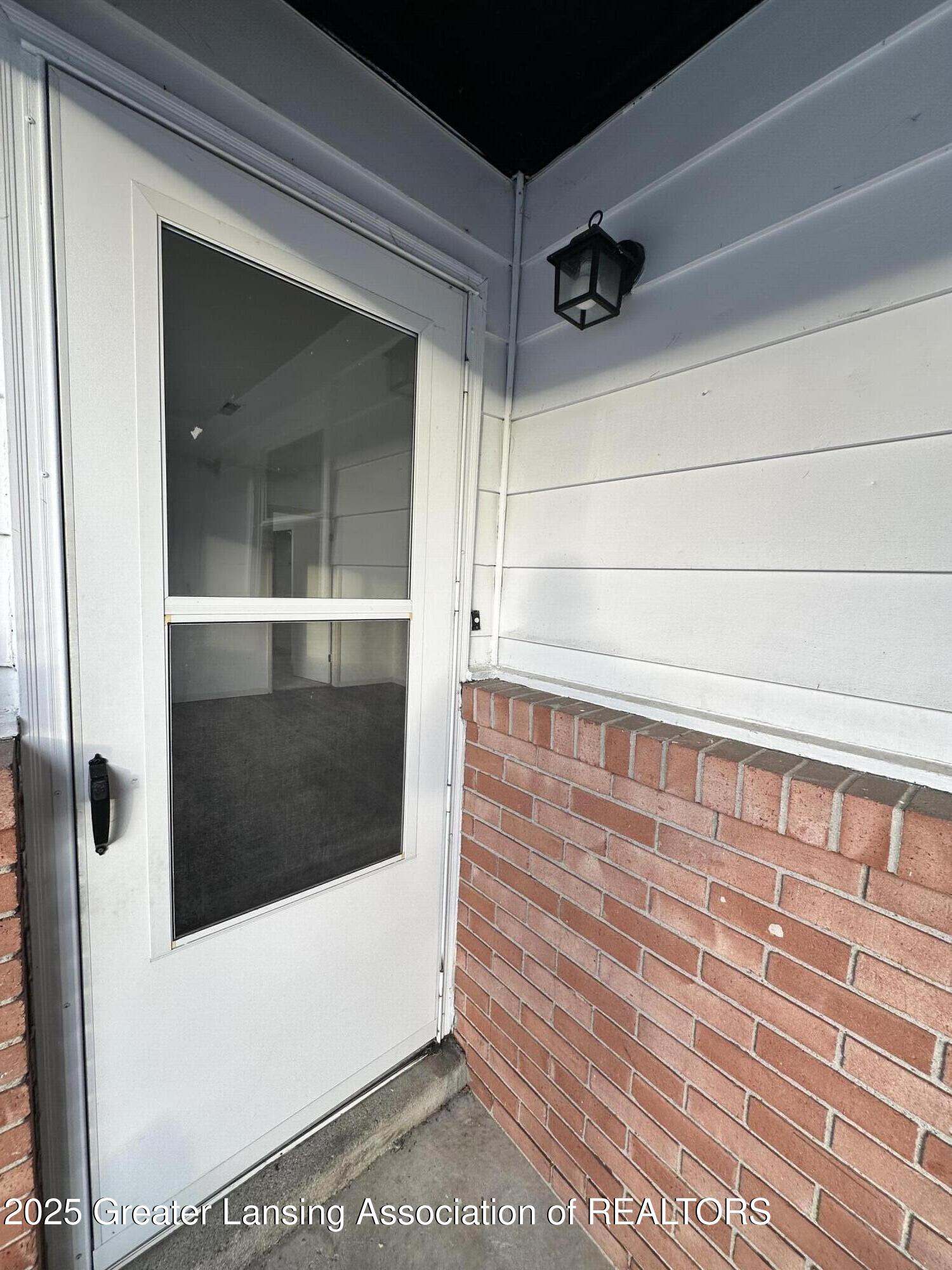 221 S Rosemary Avenue