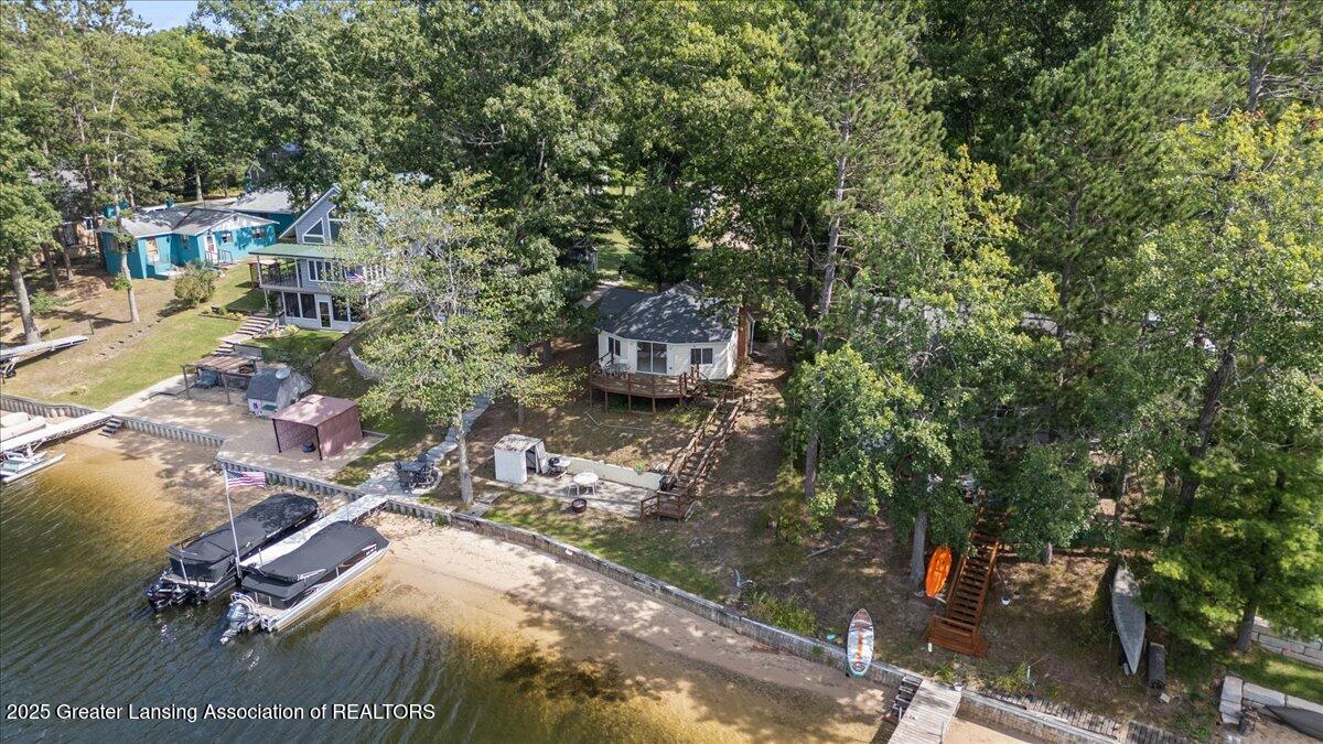 646 E Forest Boulevard
