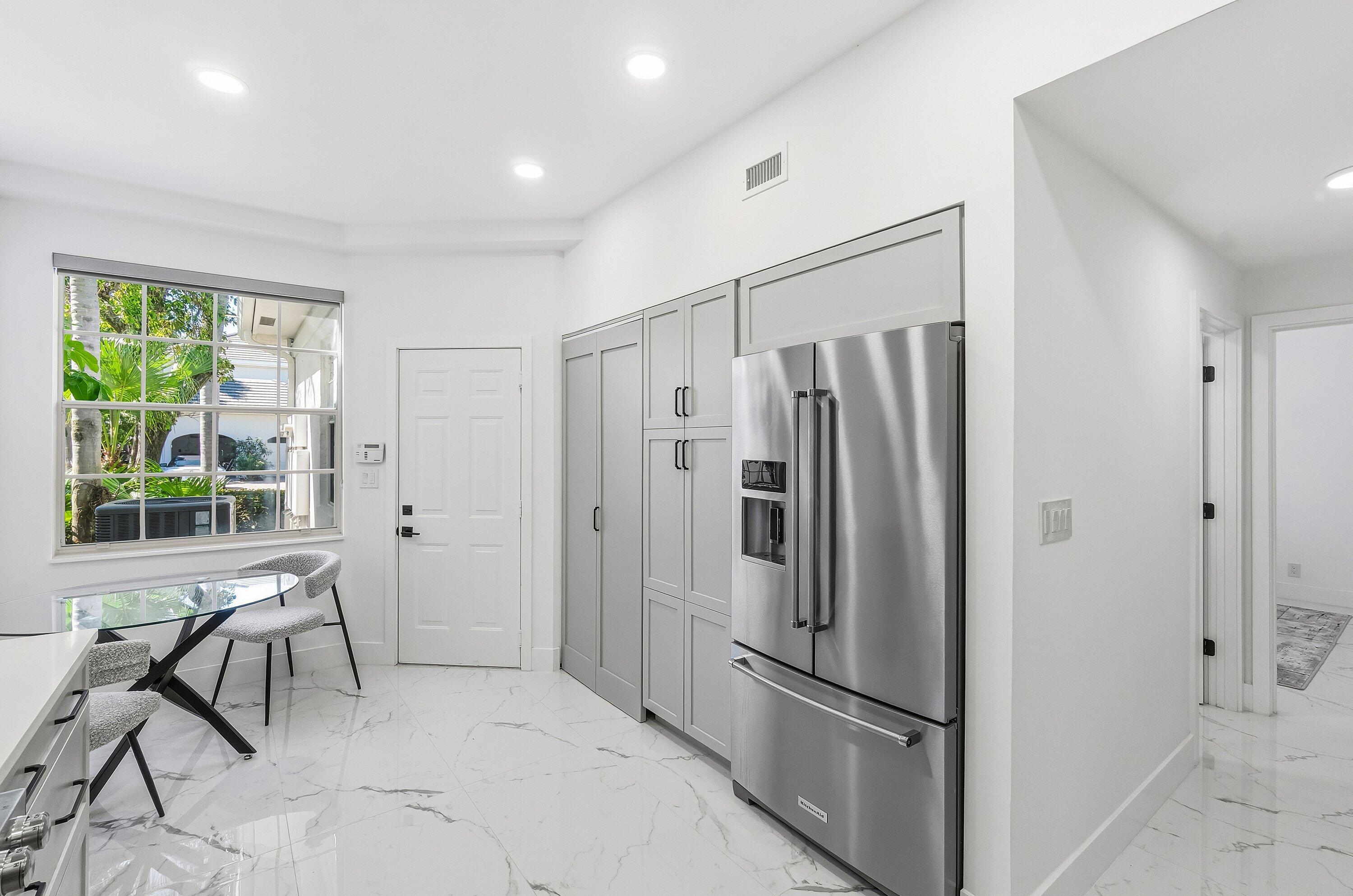 5082 Lake Catalina Drive A