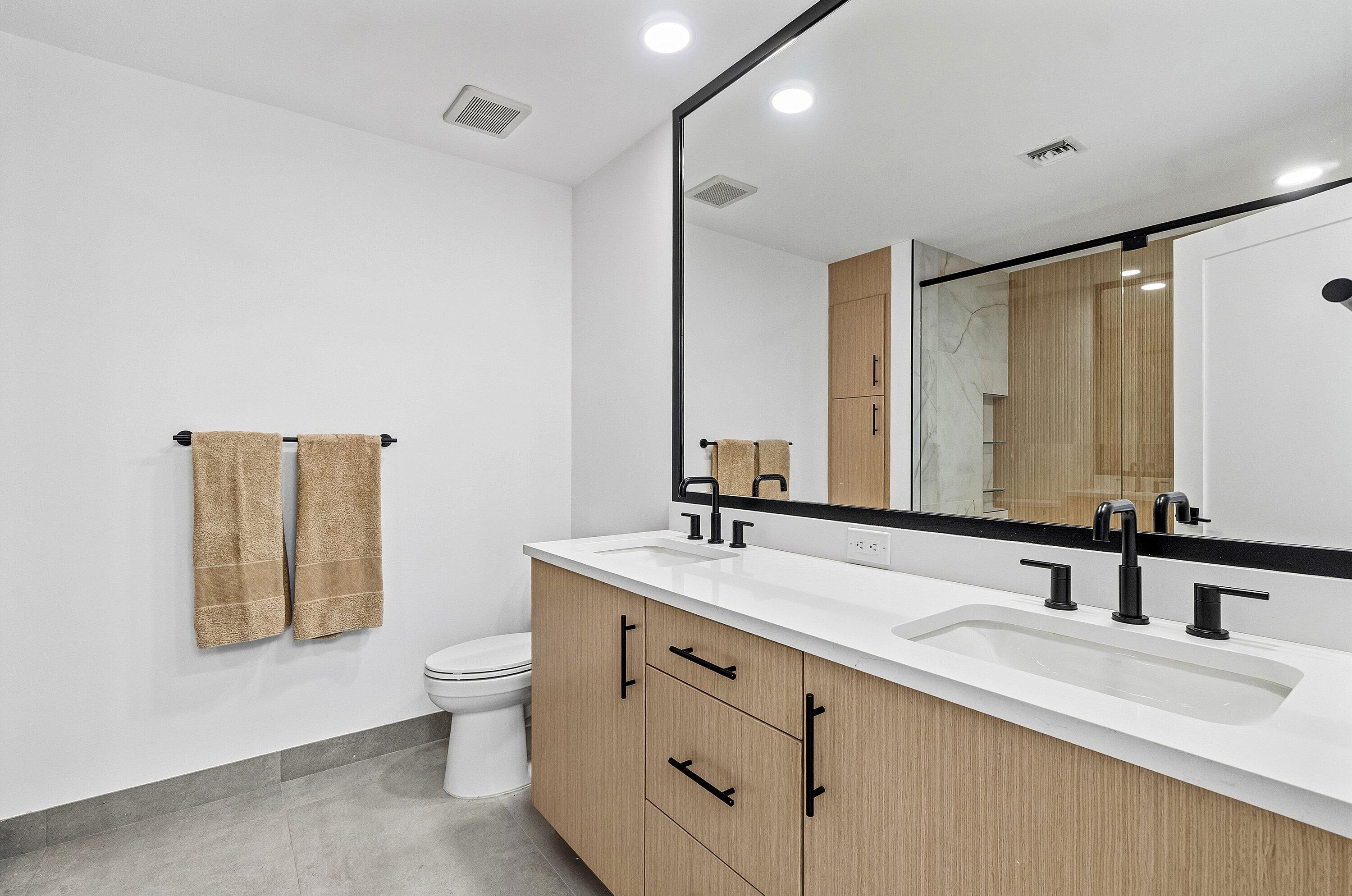 5082 Lake Catalina Drive A