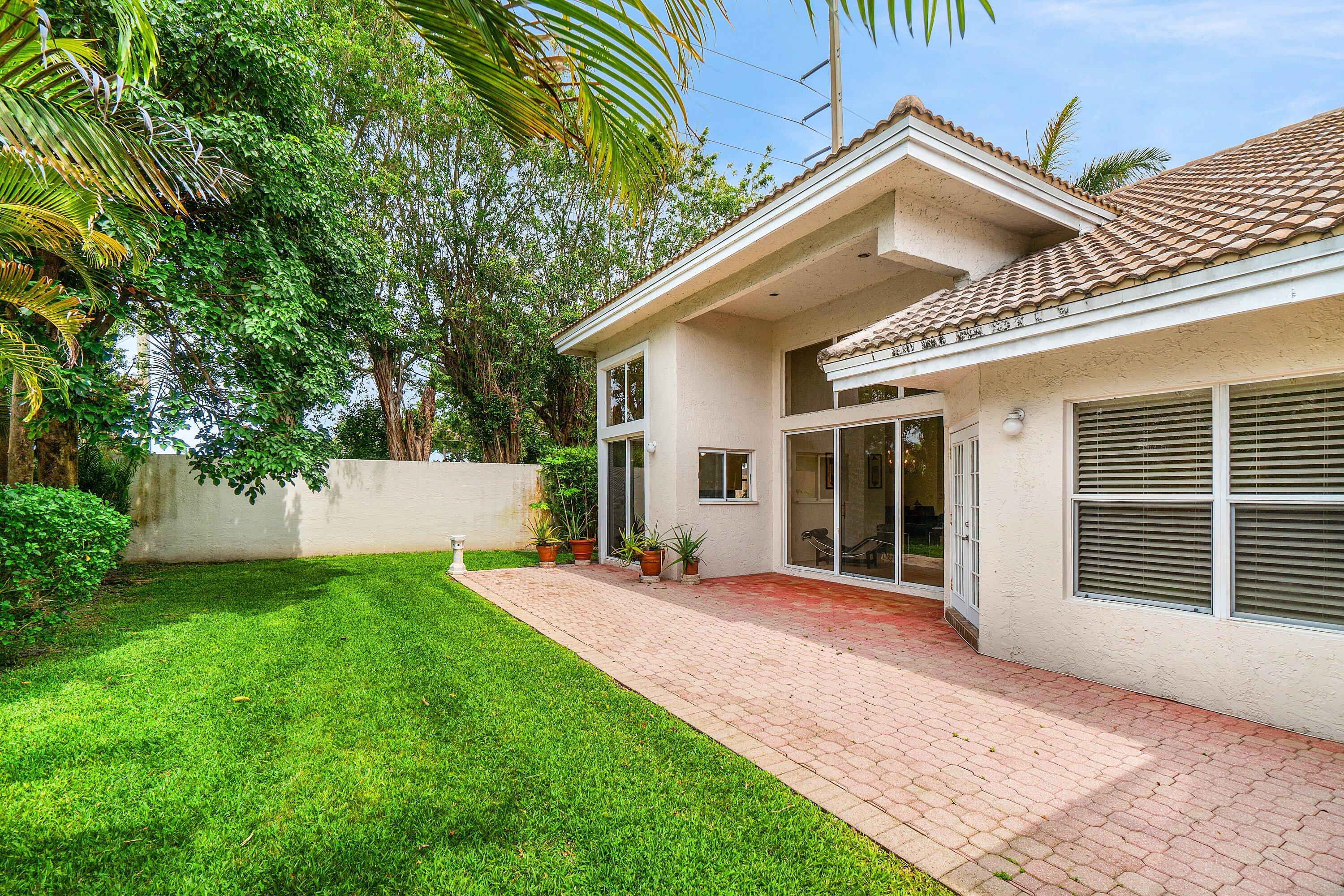 5106 Windsor Parke Drive