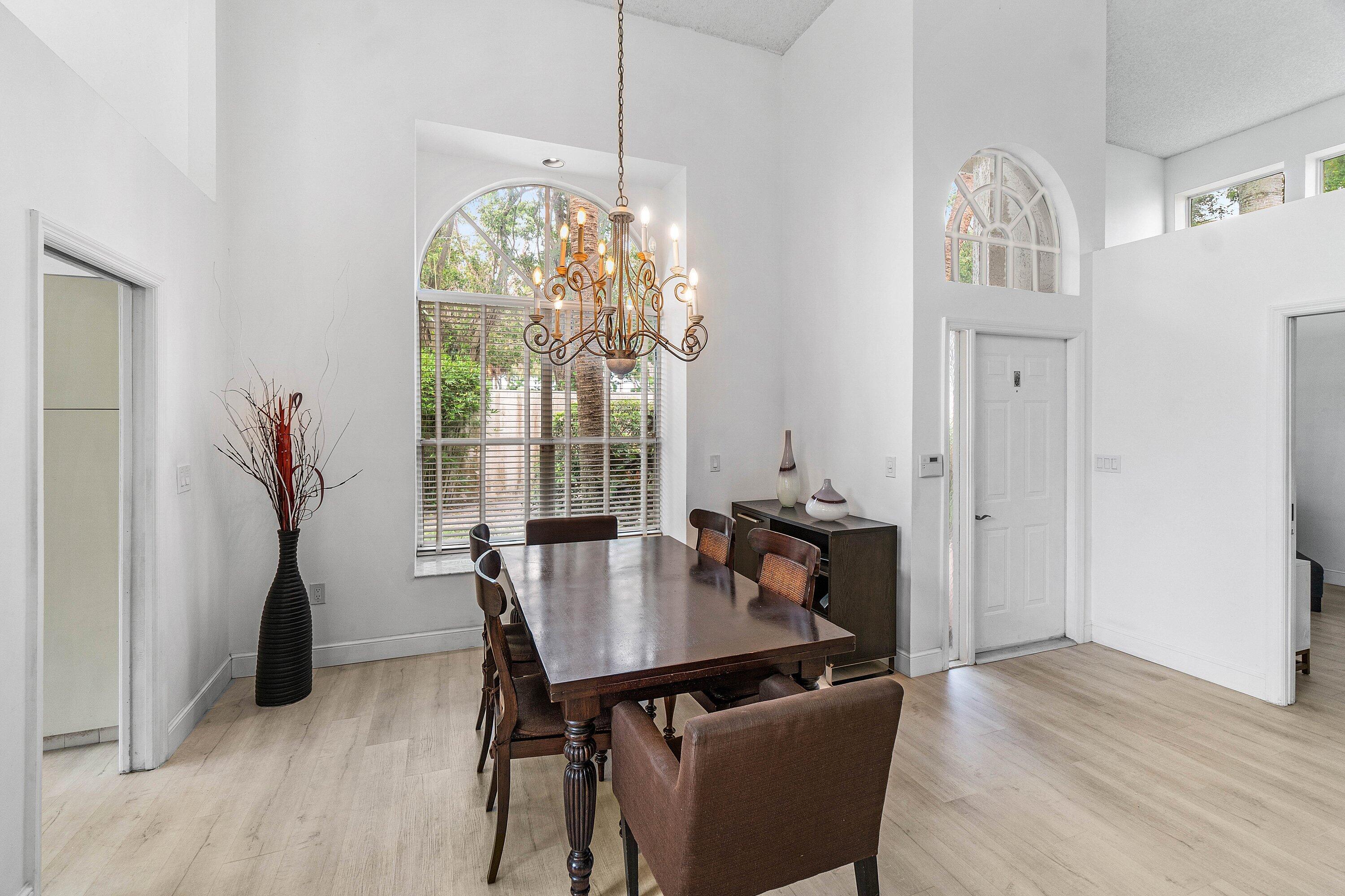 5106 Windsor Parke Drive