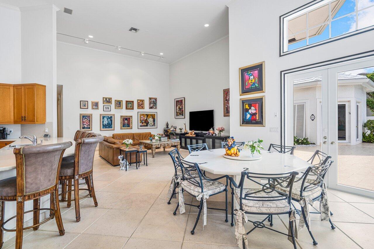 5816 Vintage Oaks Circle