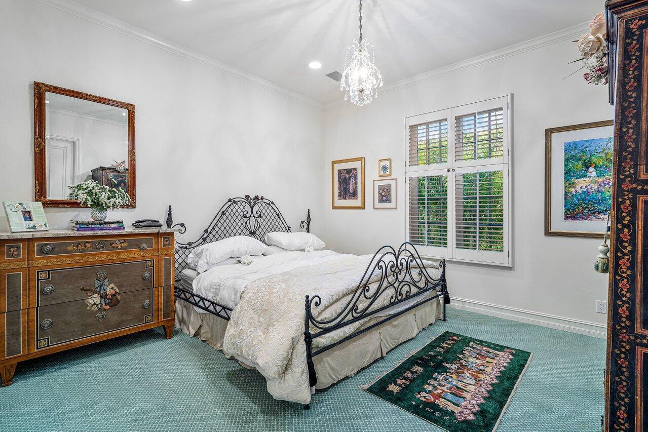 5816 Vintage Oaks Circle