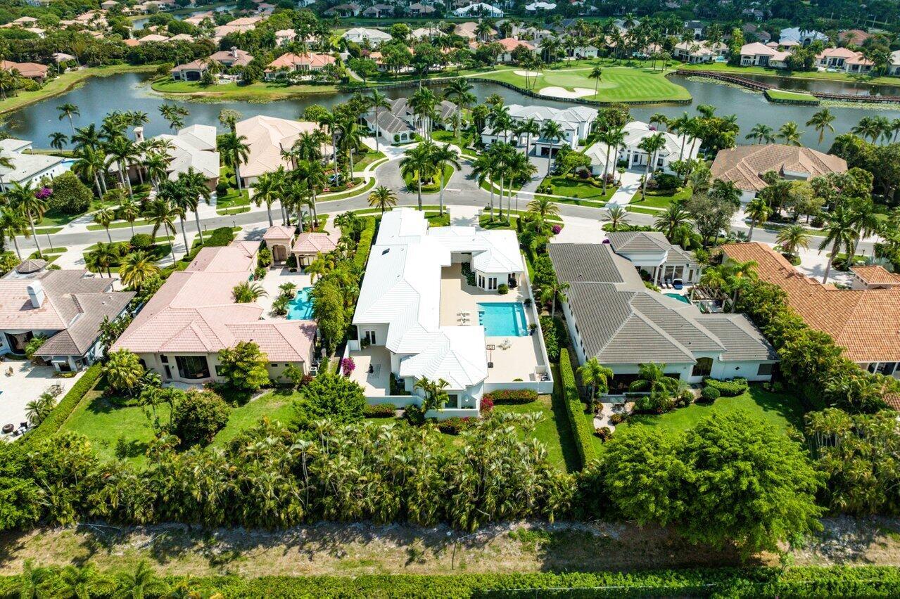 5816 Vintage Oaks Circle