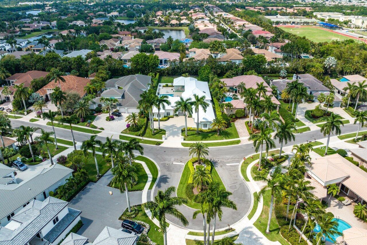 5816 Vintage Oaks Circle