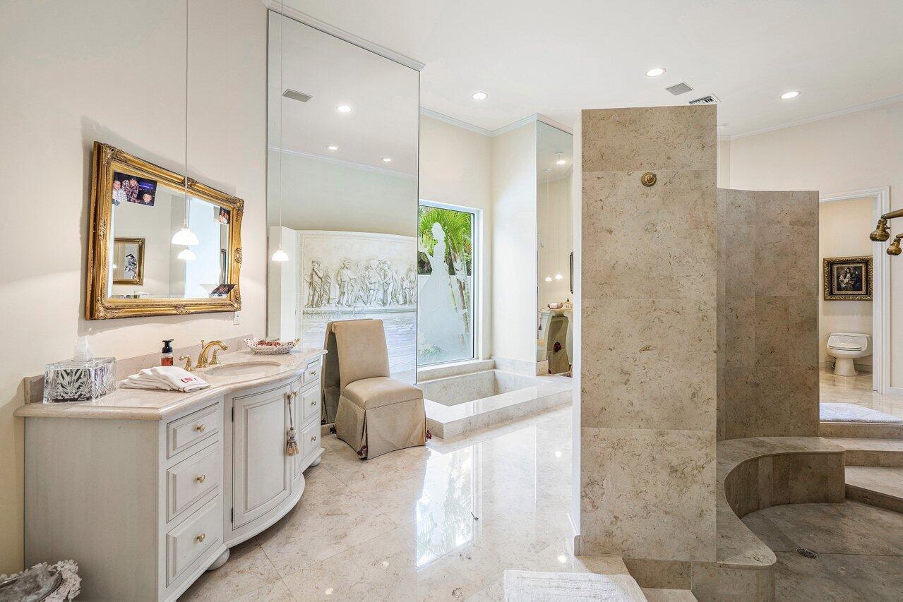 5816 Vintage Oaks Circle