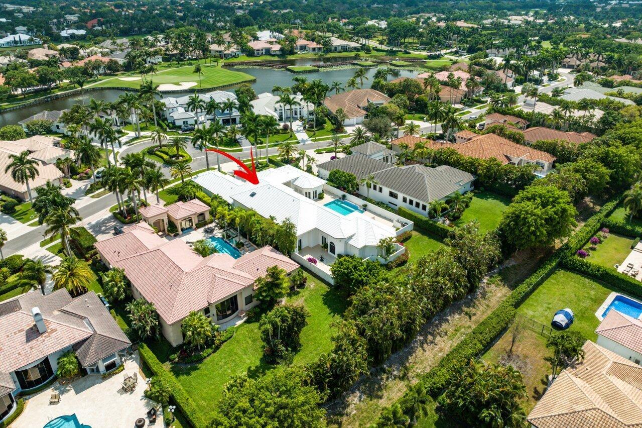 5816 Vintage Oaks Circle