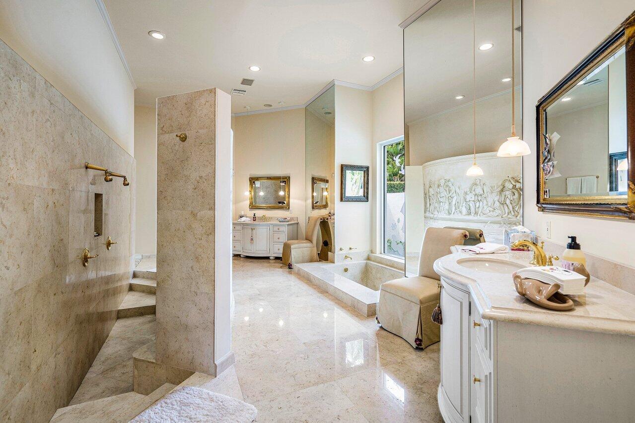 5816 Vintage Oaks Circle