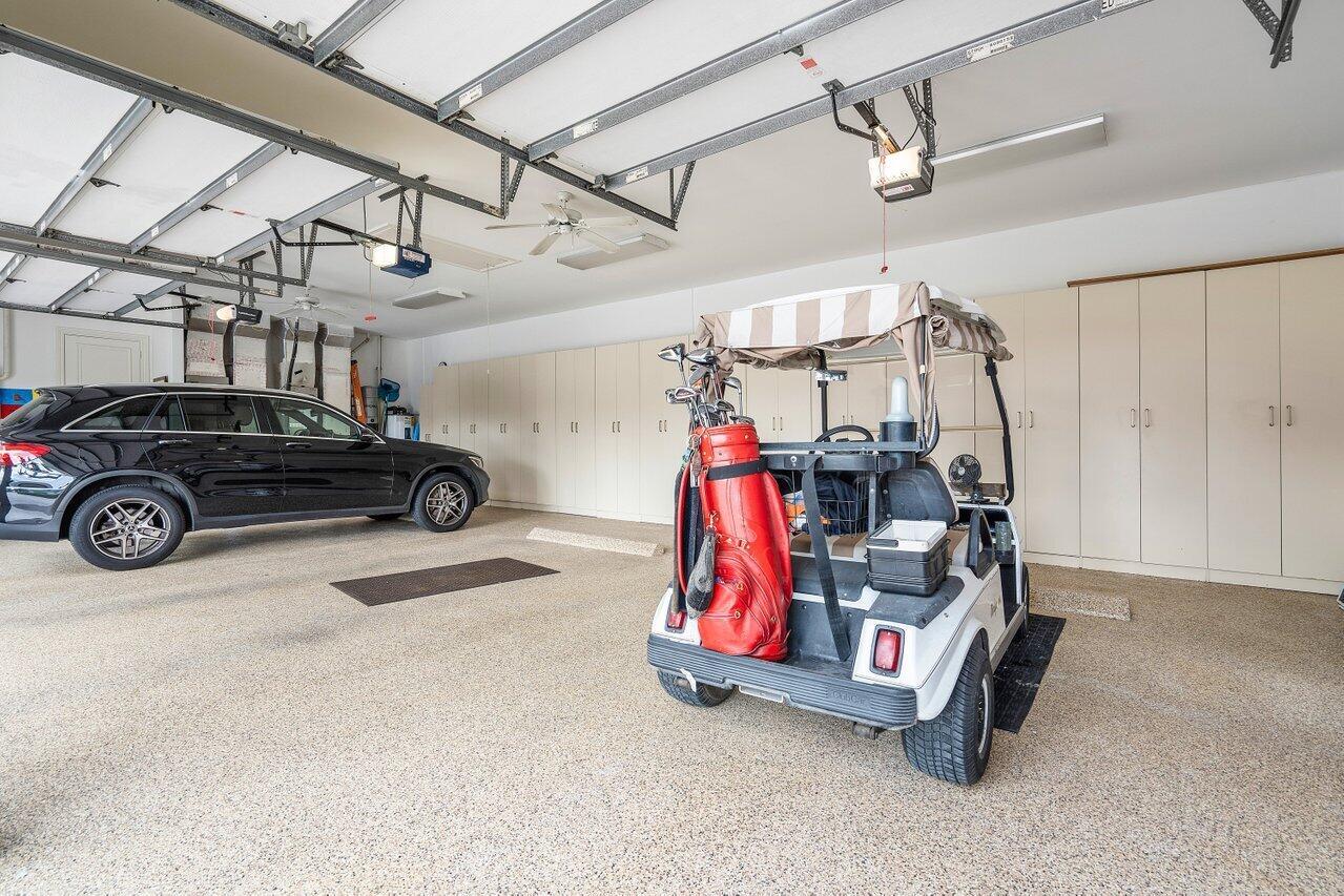 5816 Vintage Oaks Circle