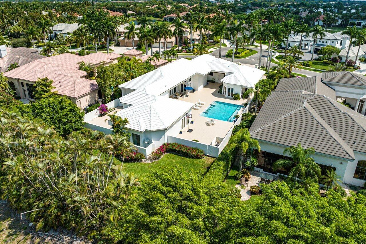 5816 Vintage Oaks Circle