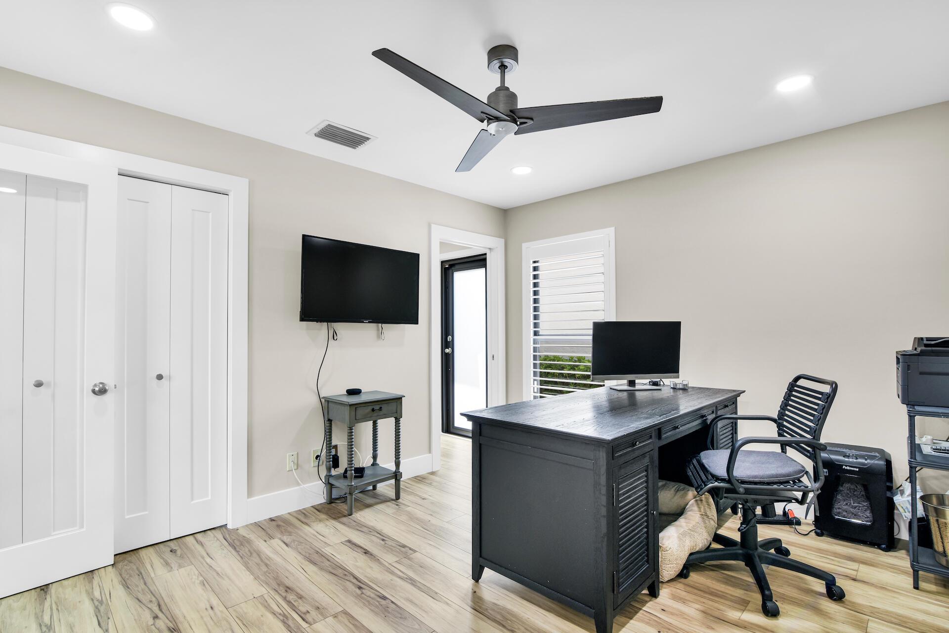 5124 Via De Amalfi Drive