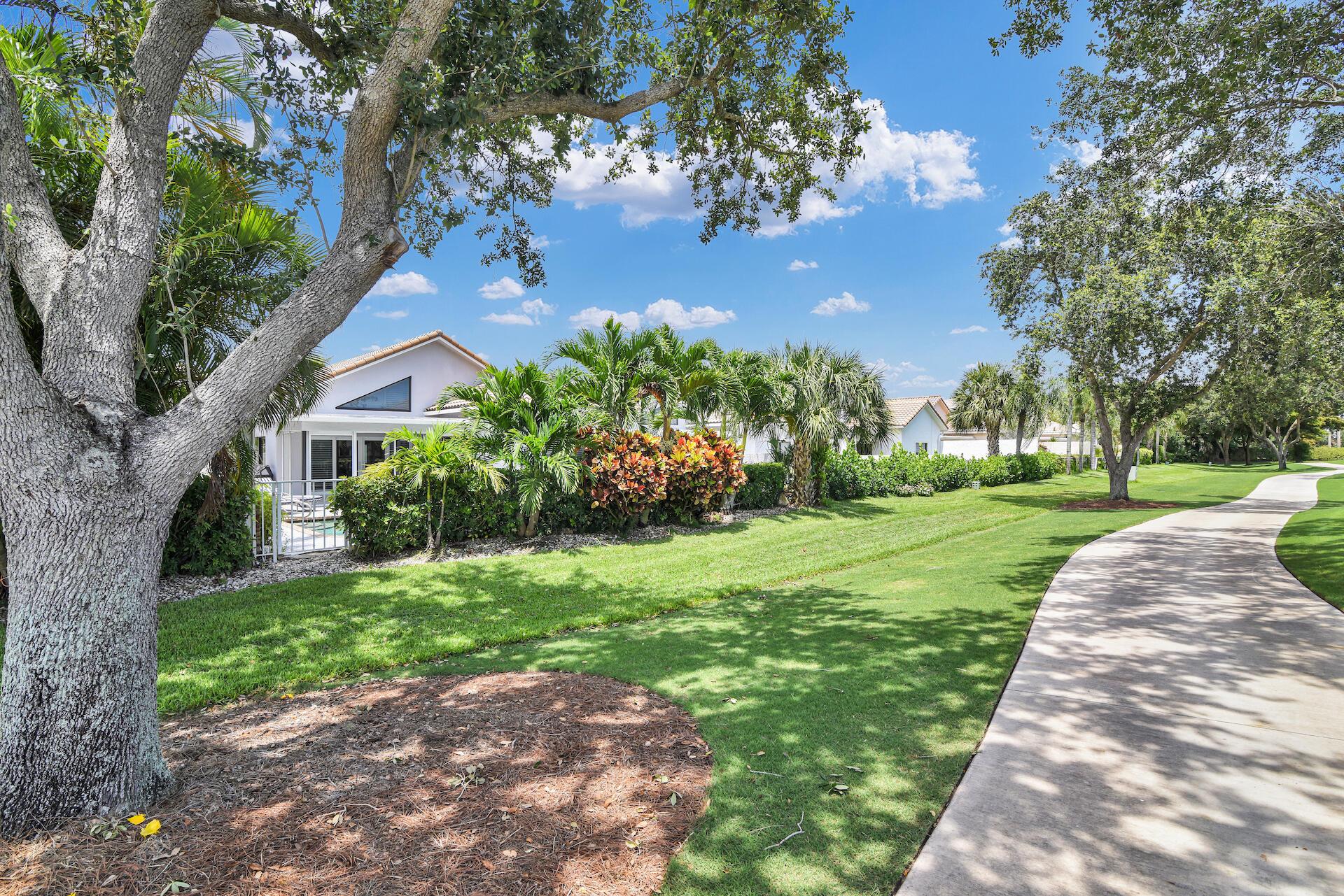 5124 Via De Amalfi Drive