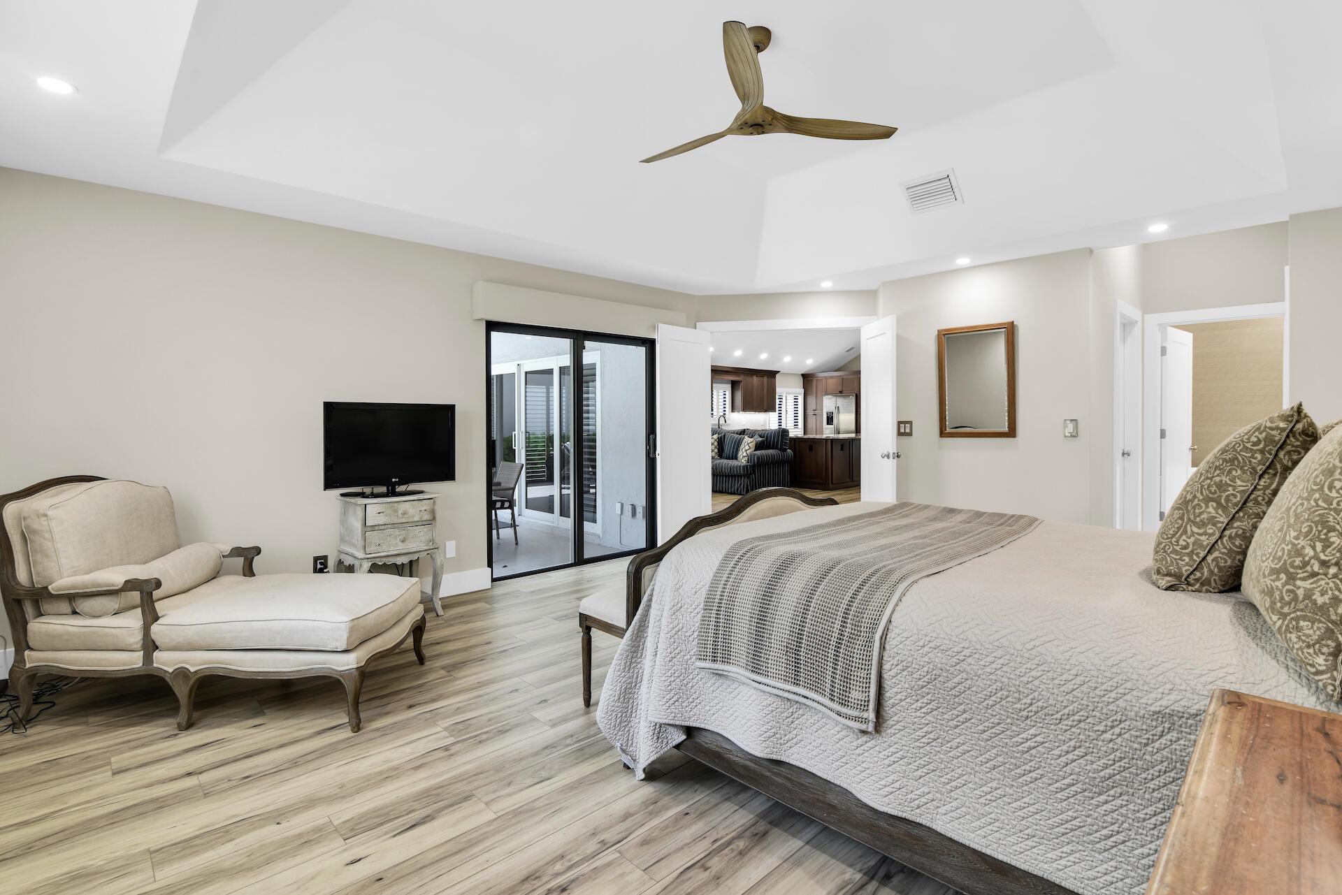 5124 Via De Amalfi Drive