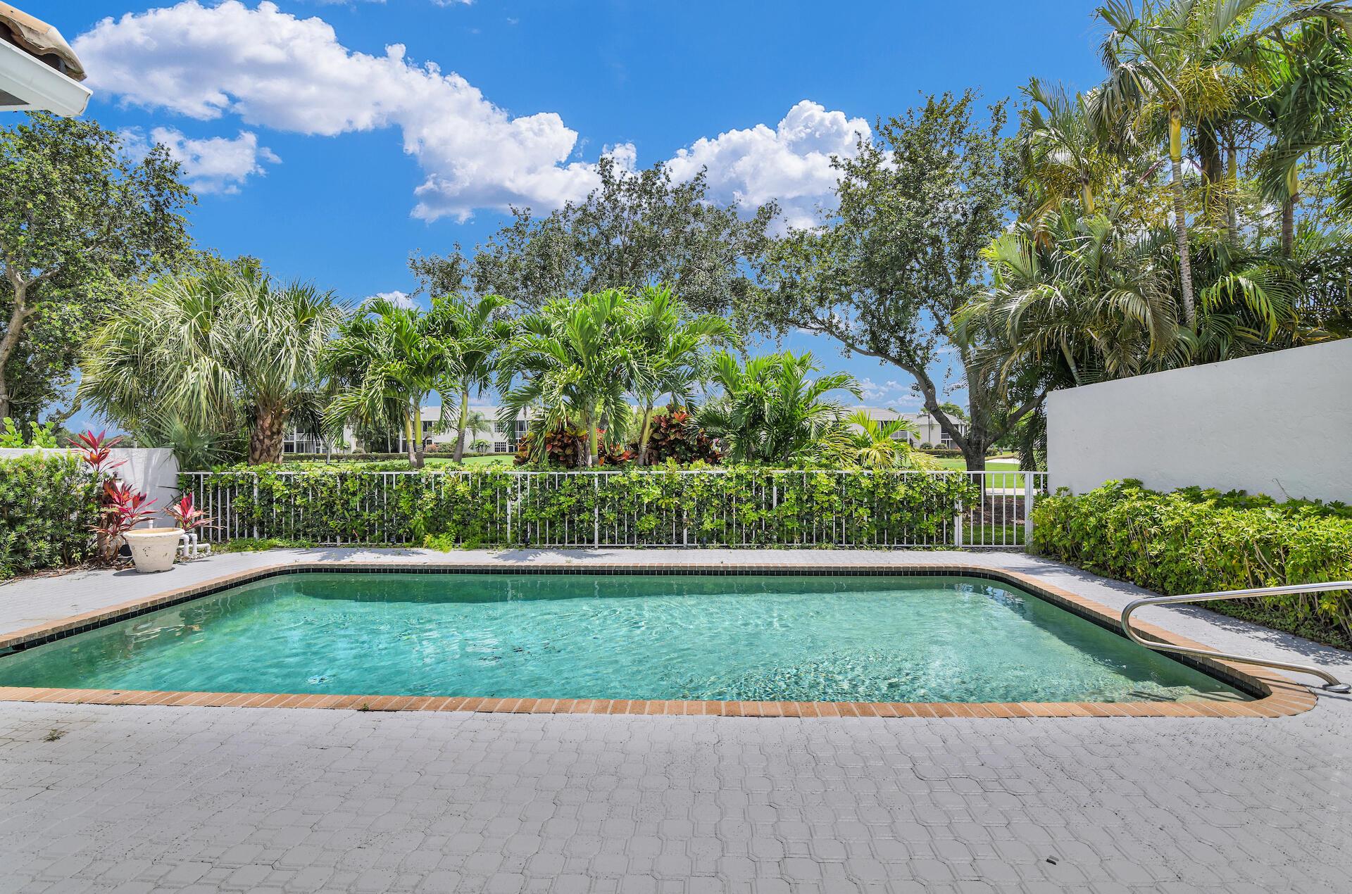 5124 Via De Amalfi Drive