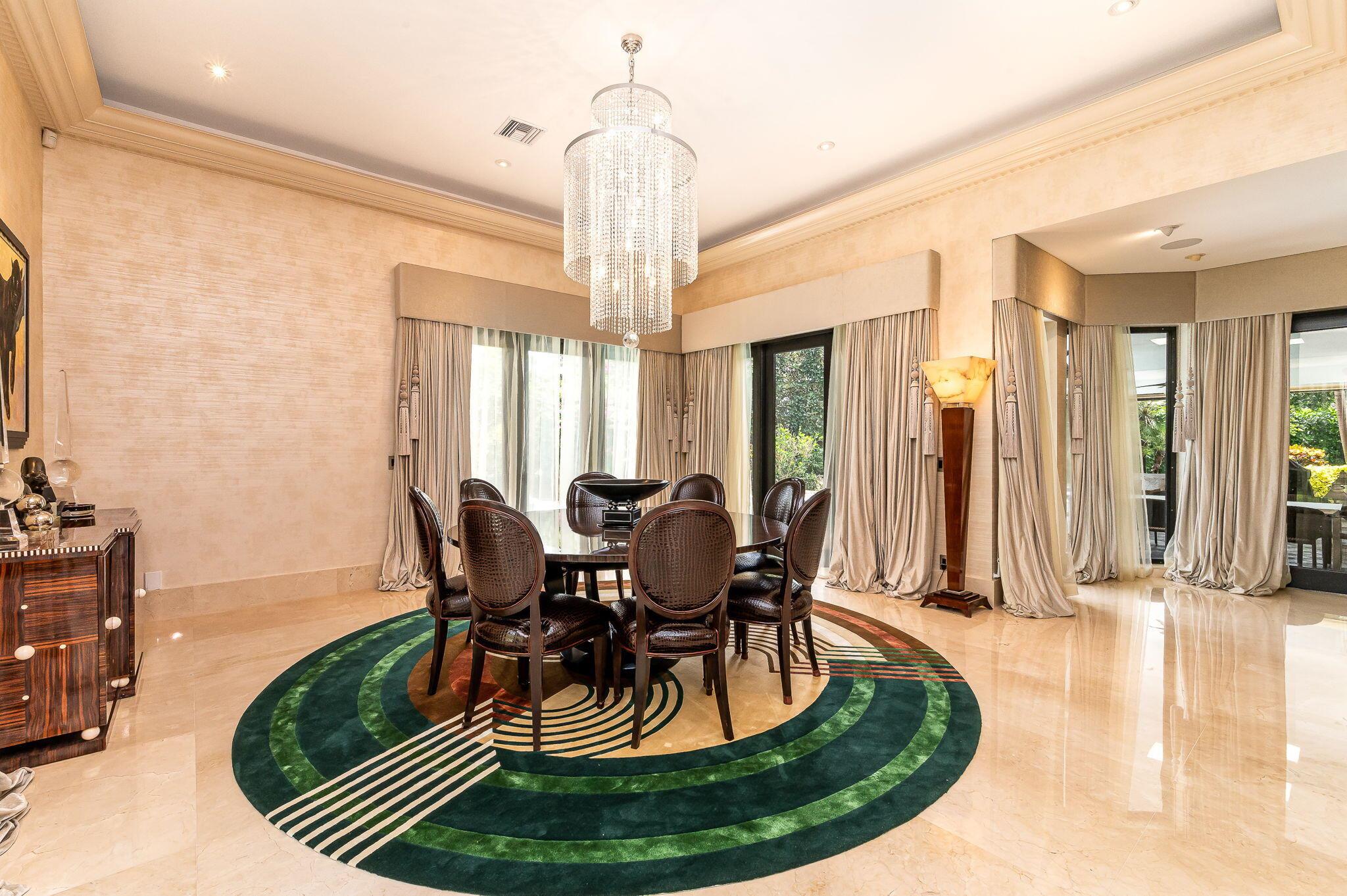 5221 Deauville Circle