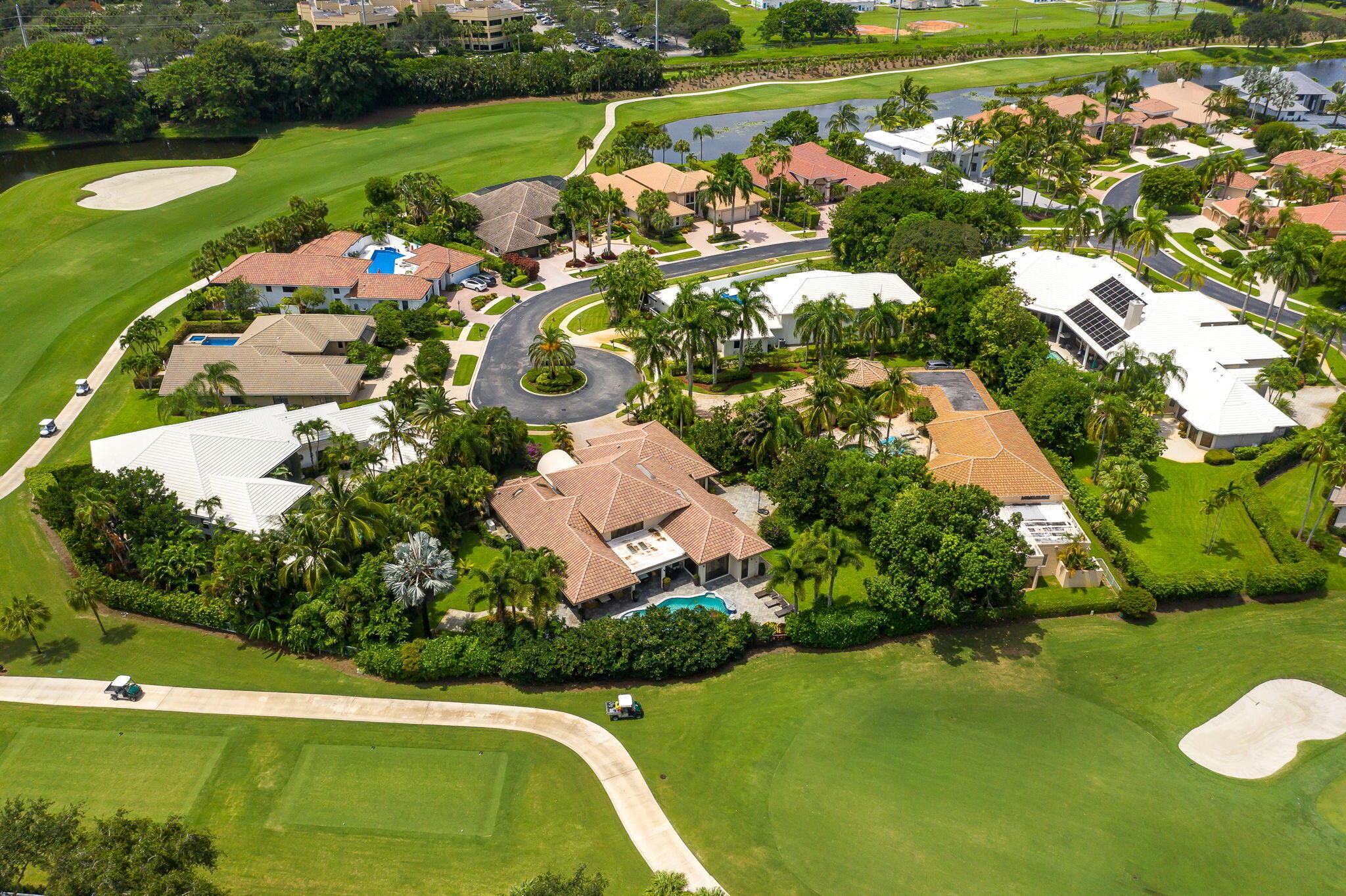 5221 Deauville Circle