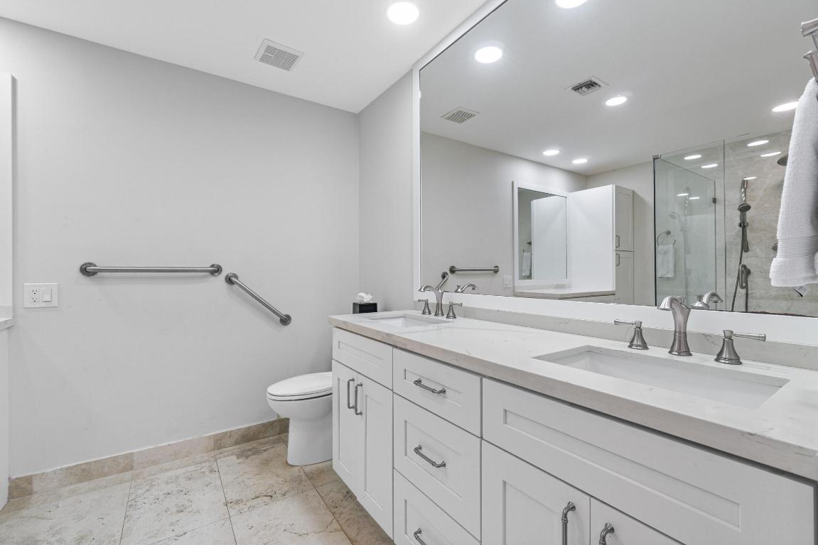 5112 Lake Catalina Drive C