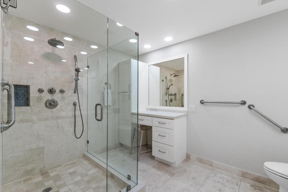 5112 Lake Catalina Drive C