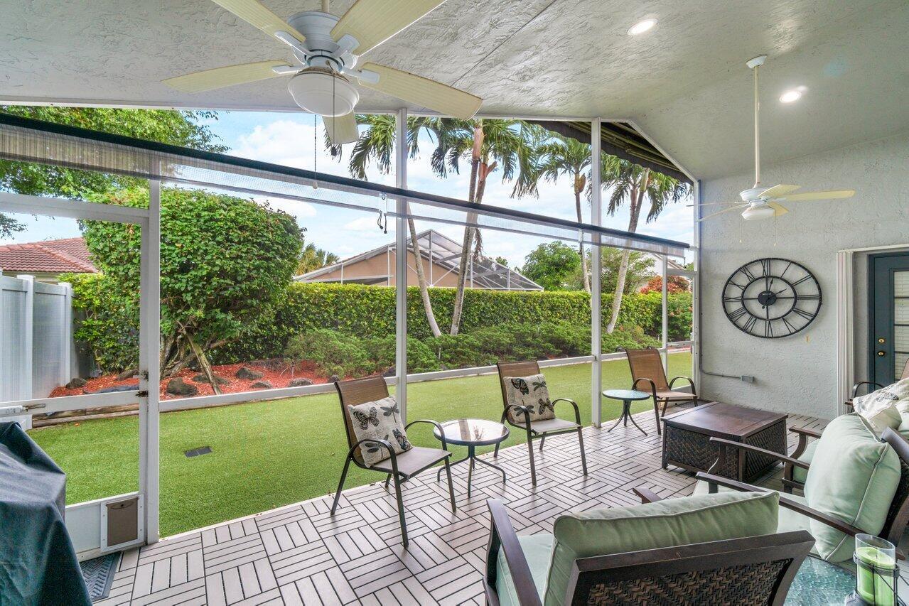 1644 Oak Berry Circle
