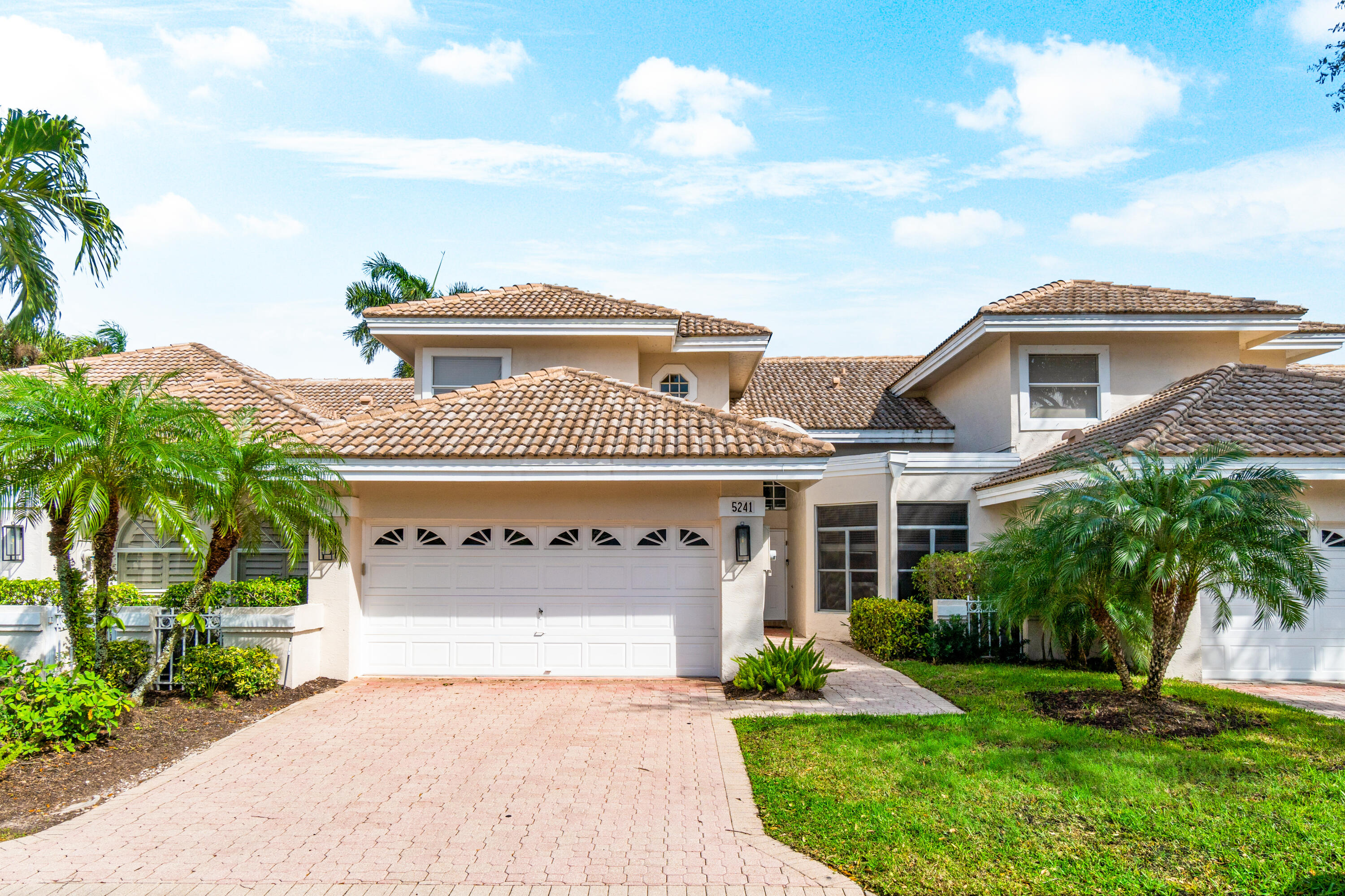 5241 Windsor Parke Drive