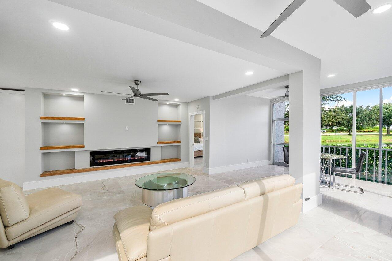 5214 Lake Catalina Drive N C