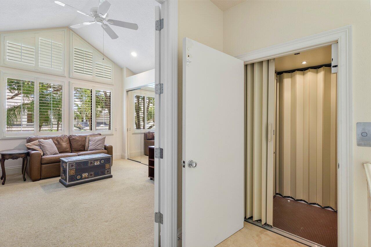 17564 Ashbourne Way B