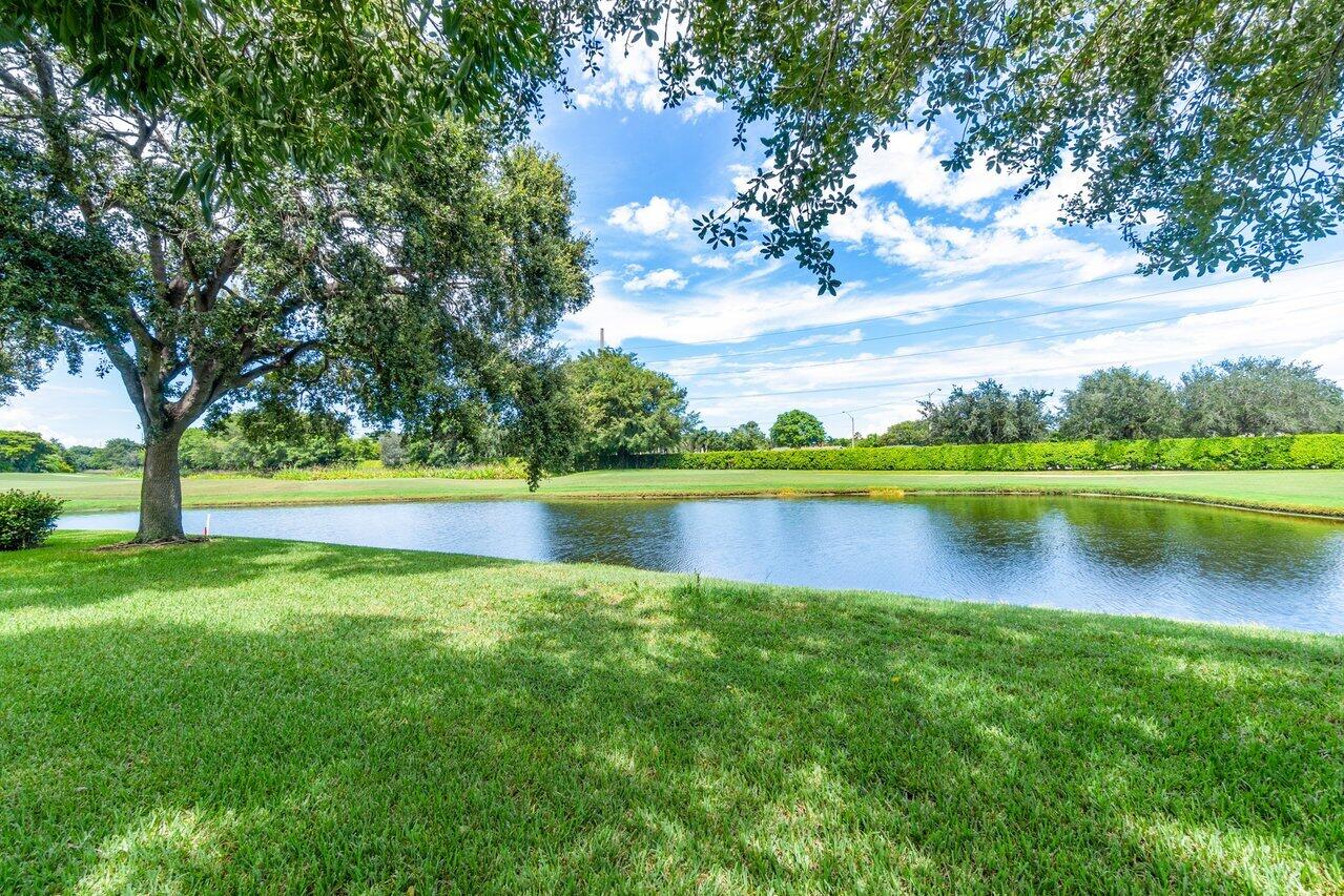 5100 Lake Catalina Drive D