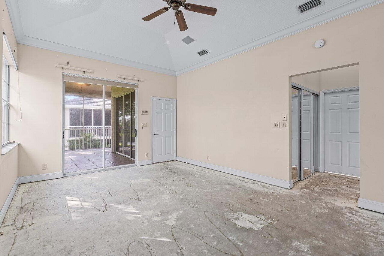 5100 Lake Catalina Drive D