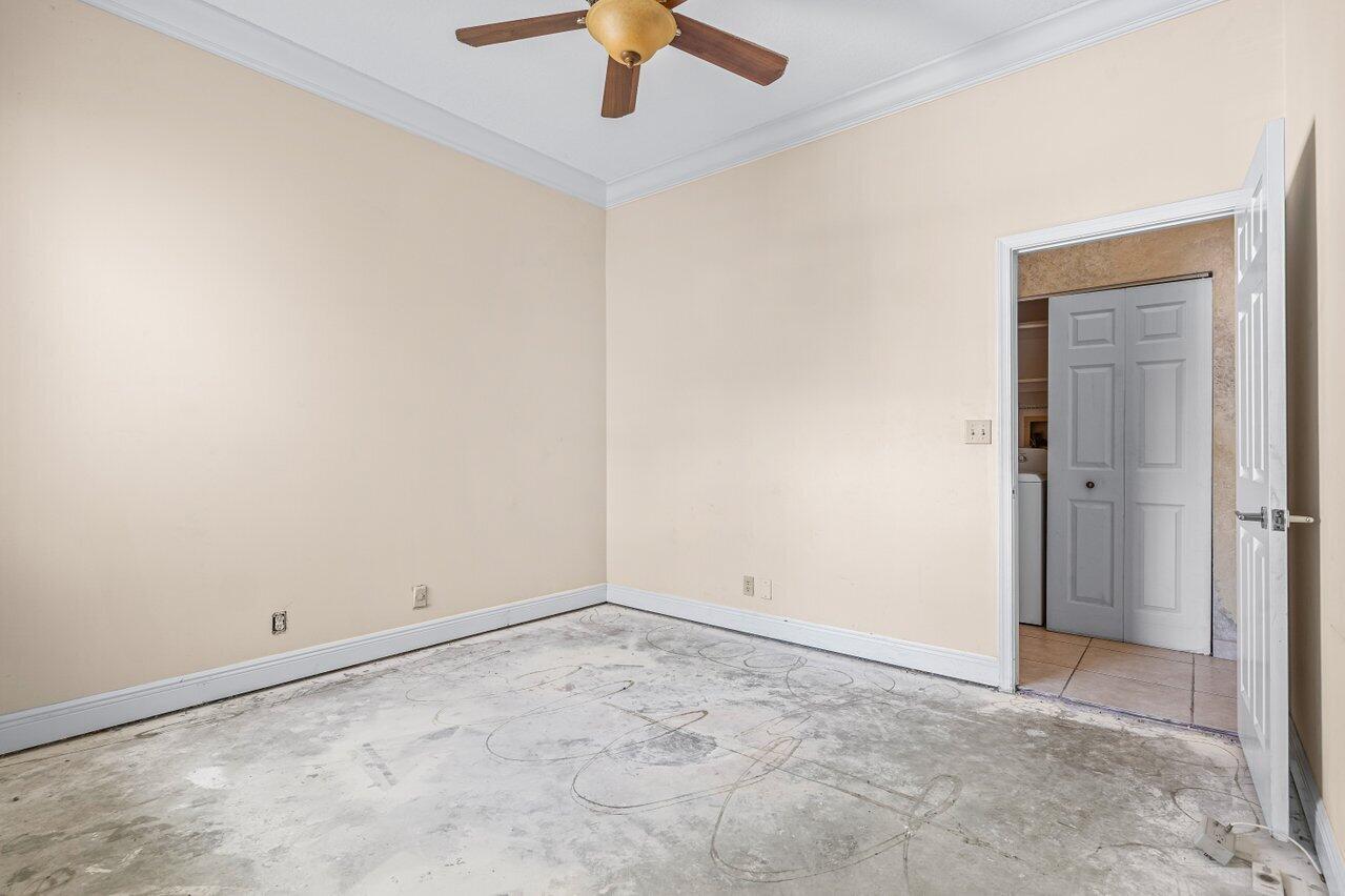 5100 Lake Catalina Drive D