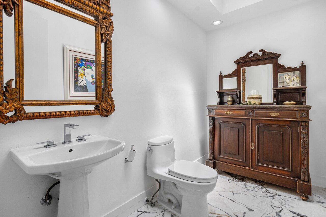 17269 Bridleway Trail