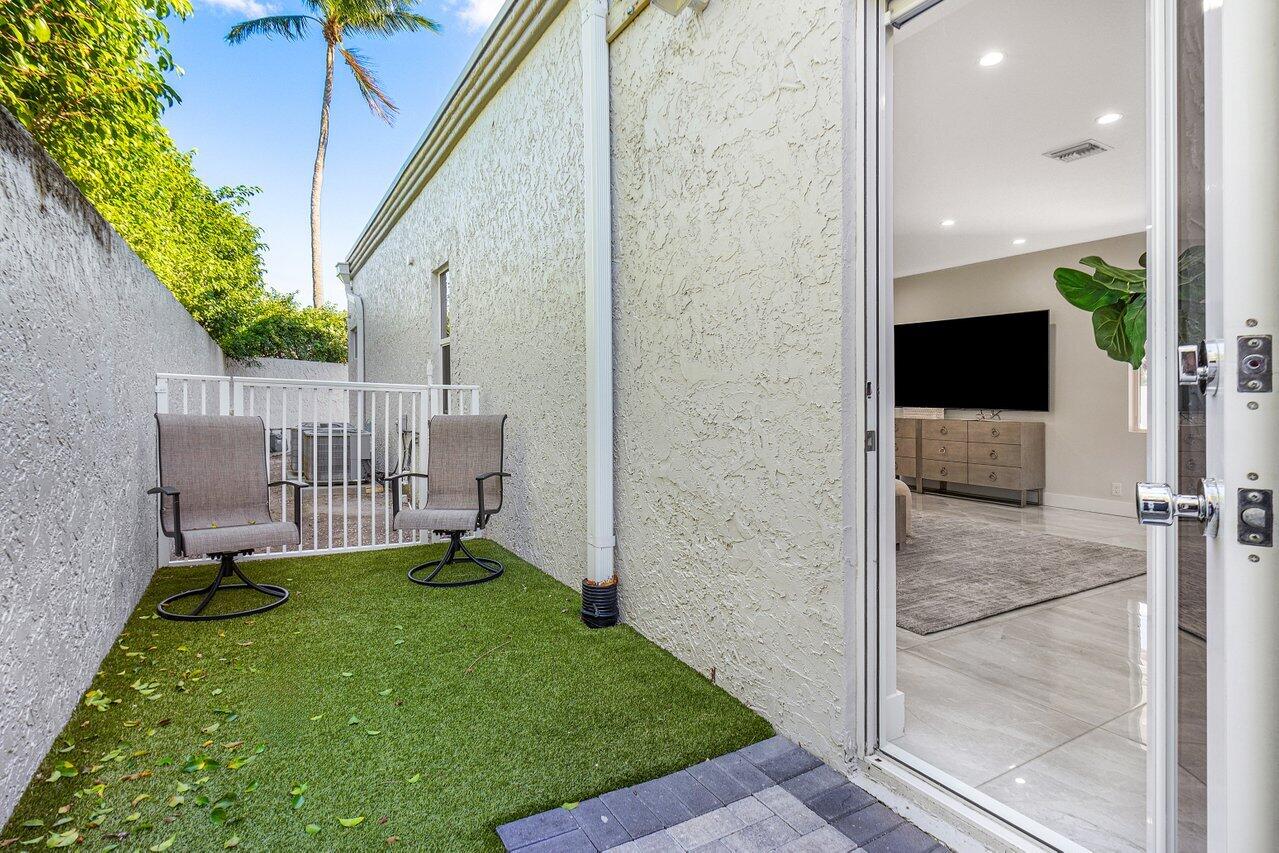 17170 Coral Cove Way