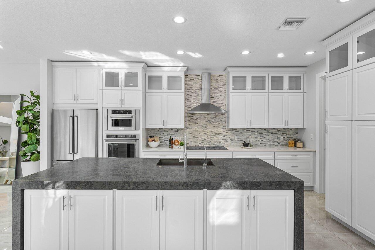 17170 Coral Cove Way