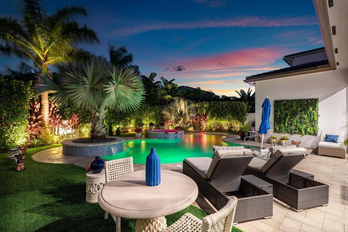 17056 Cappuccino Way