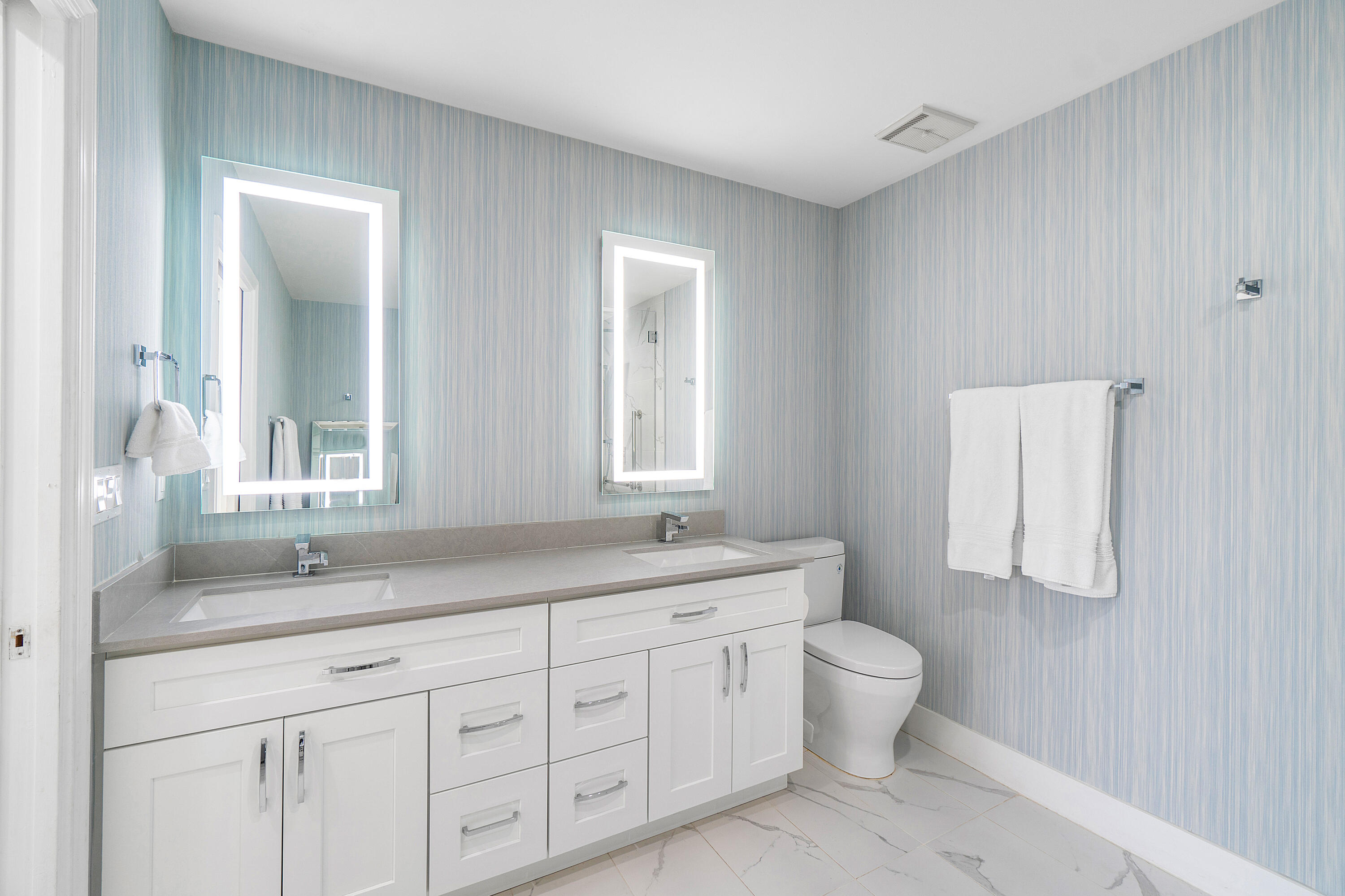 5190 Lake Catalina Drive A