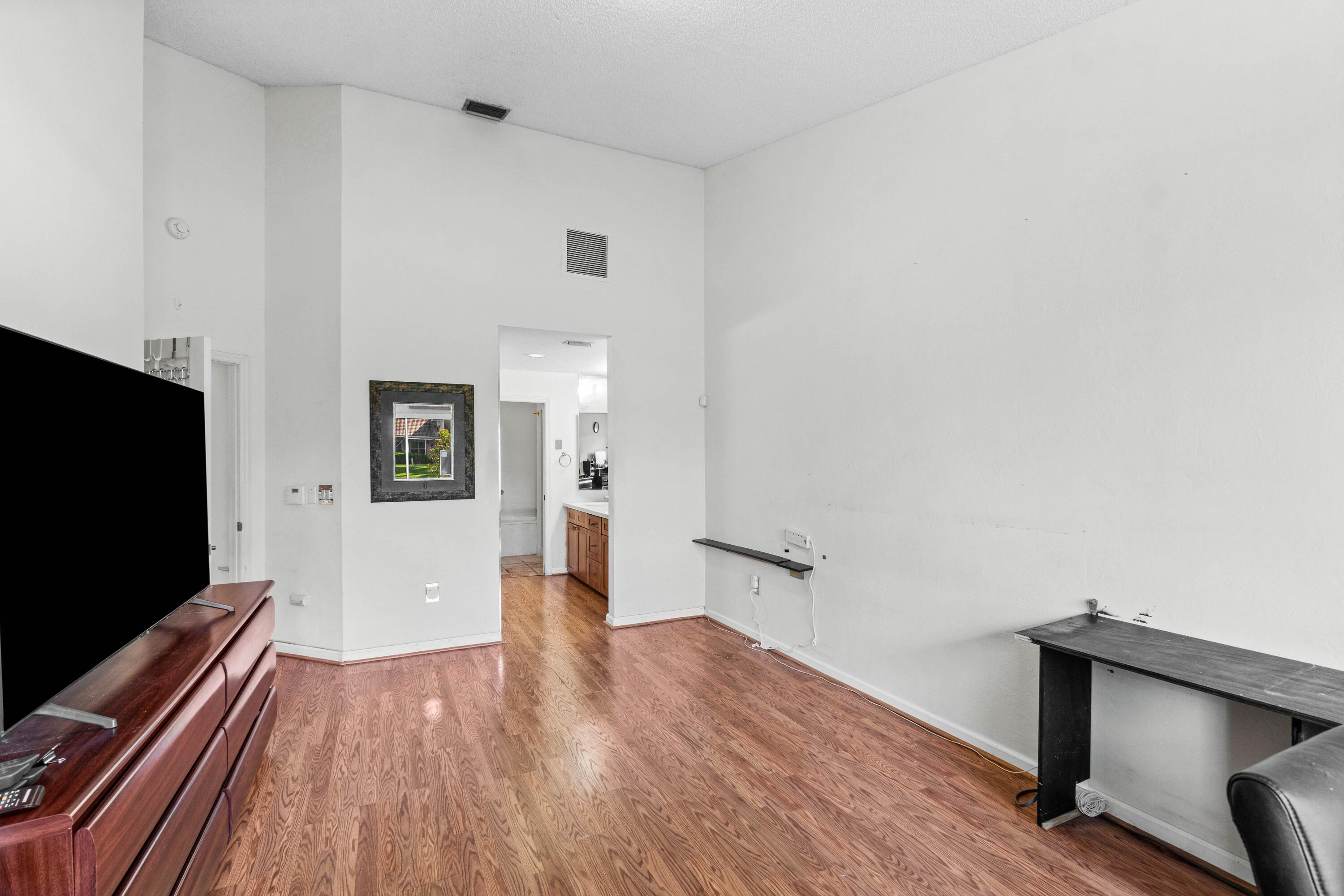 5097 Windsor Parke Drive