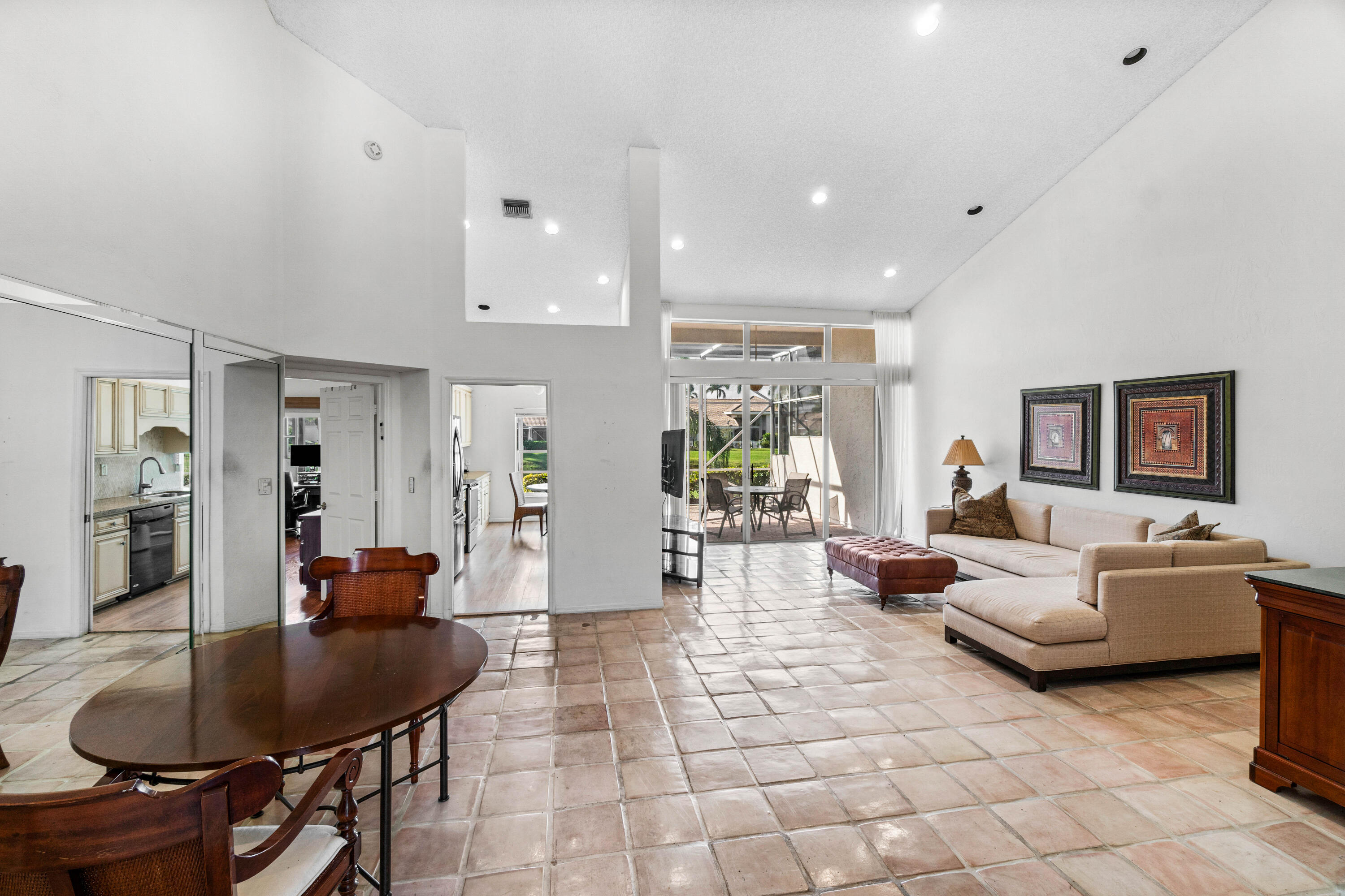 5097 Windsor Parke Drive