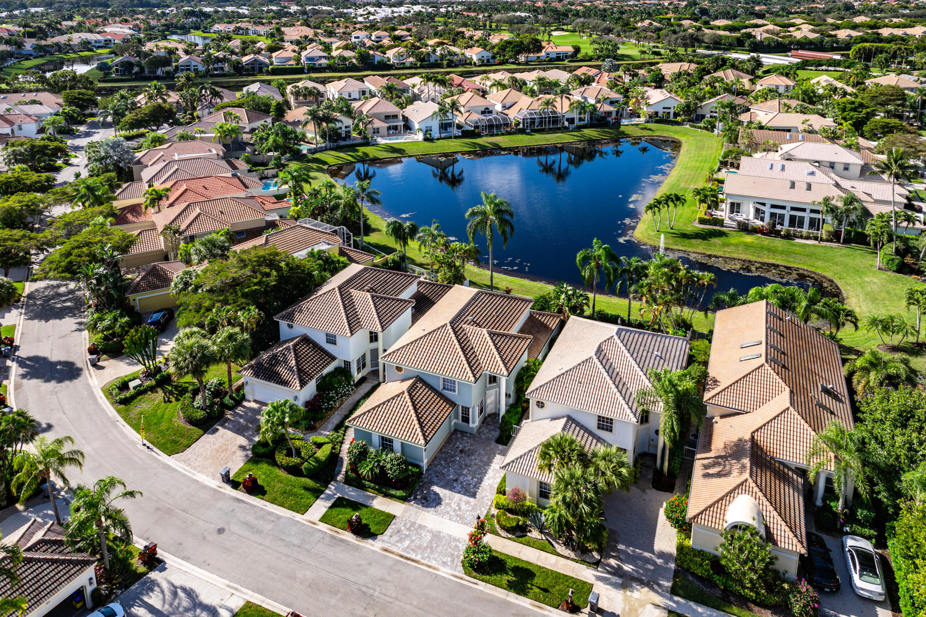 16795 Knightsbridge Lane