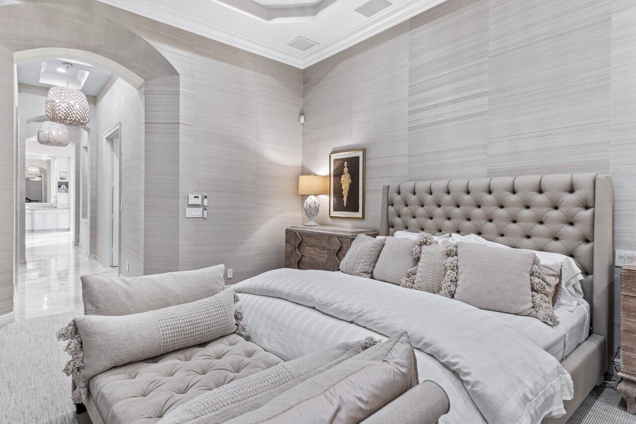 5848 Vintage Oaks Circle