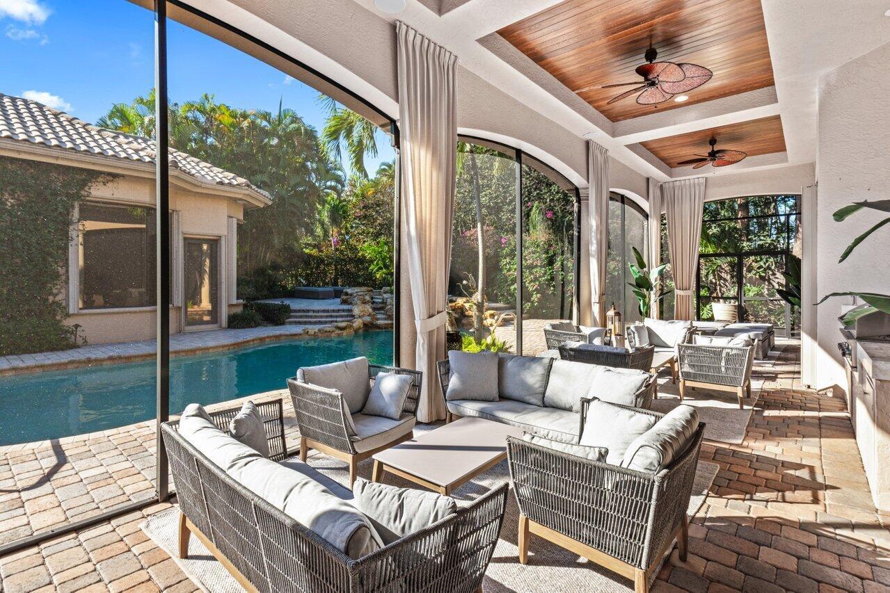 5848 Vintage Oaks Circle