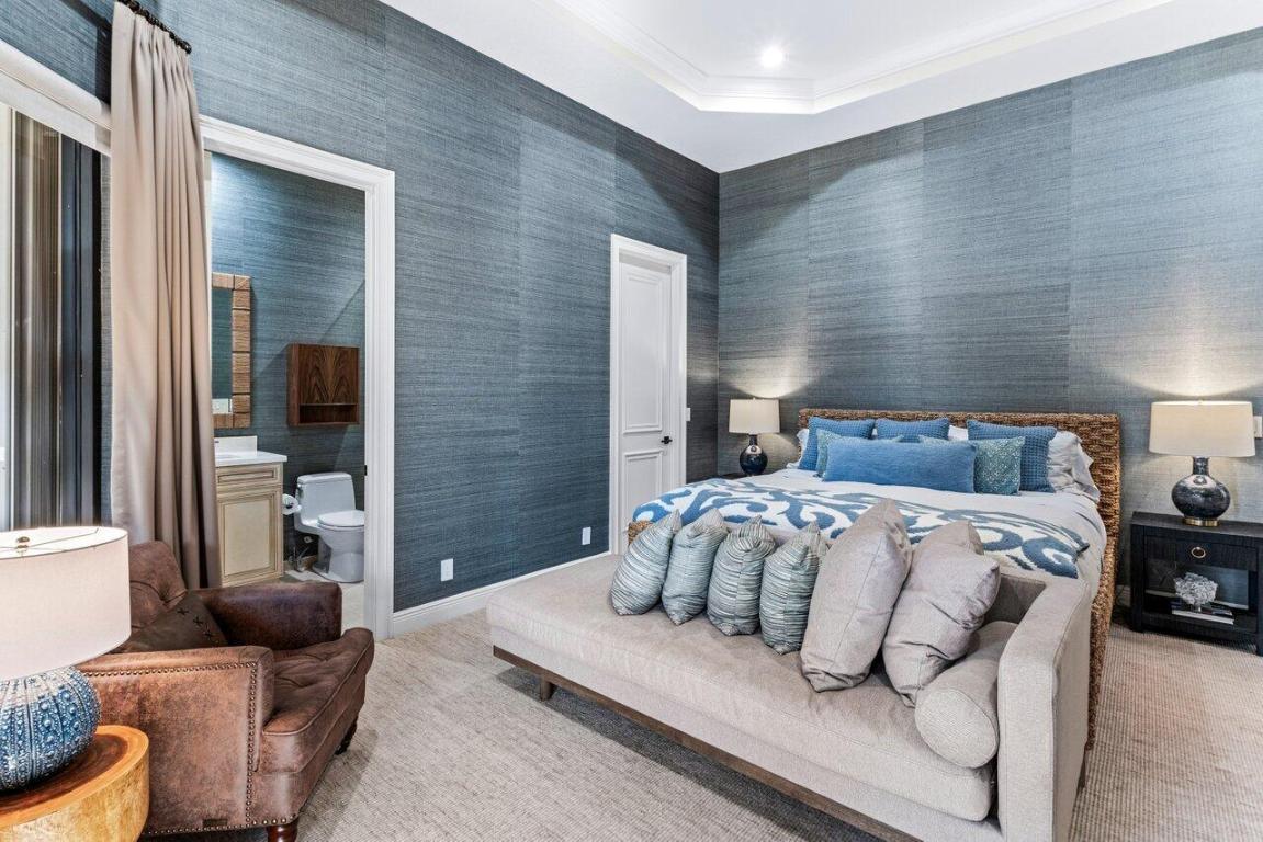 5848 Vintage Oaks Circle